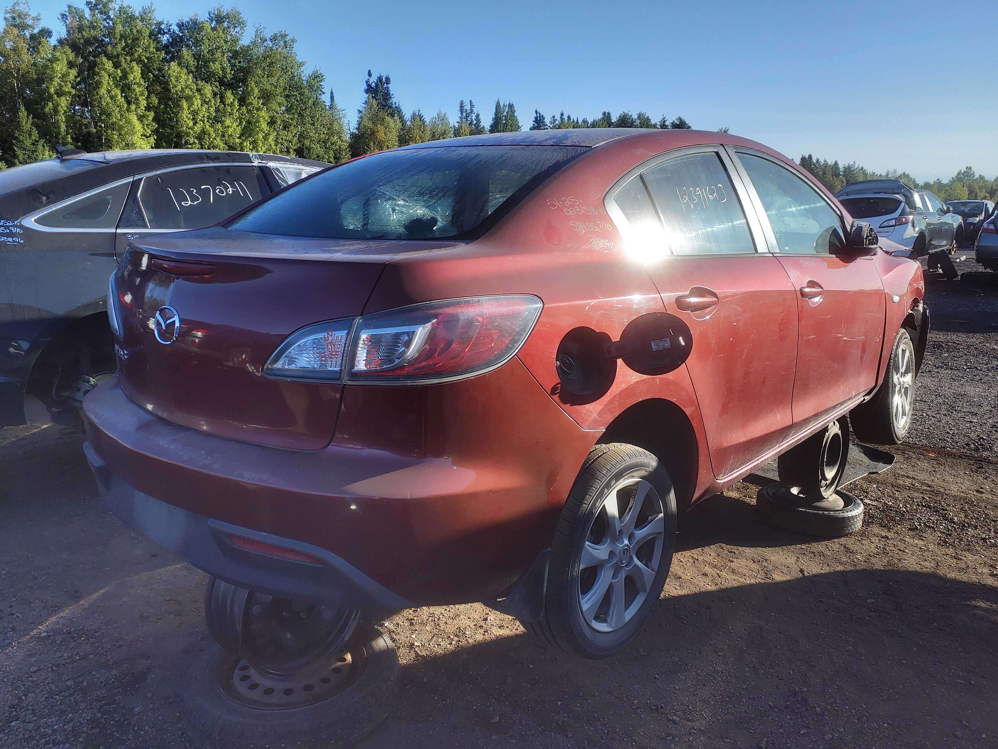 MAZDA MAZDA3 2010