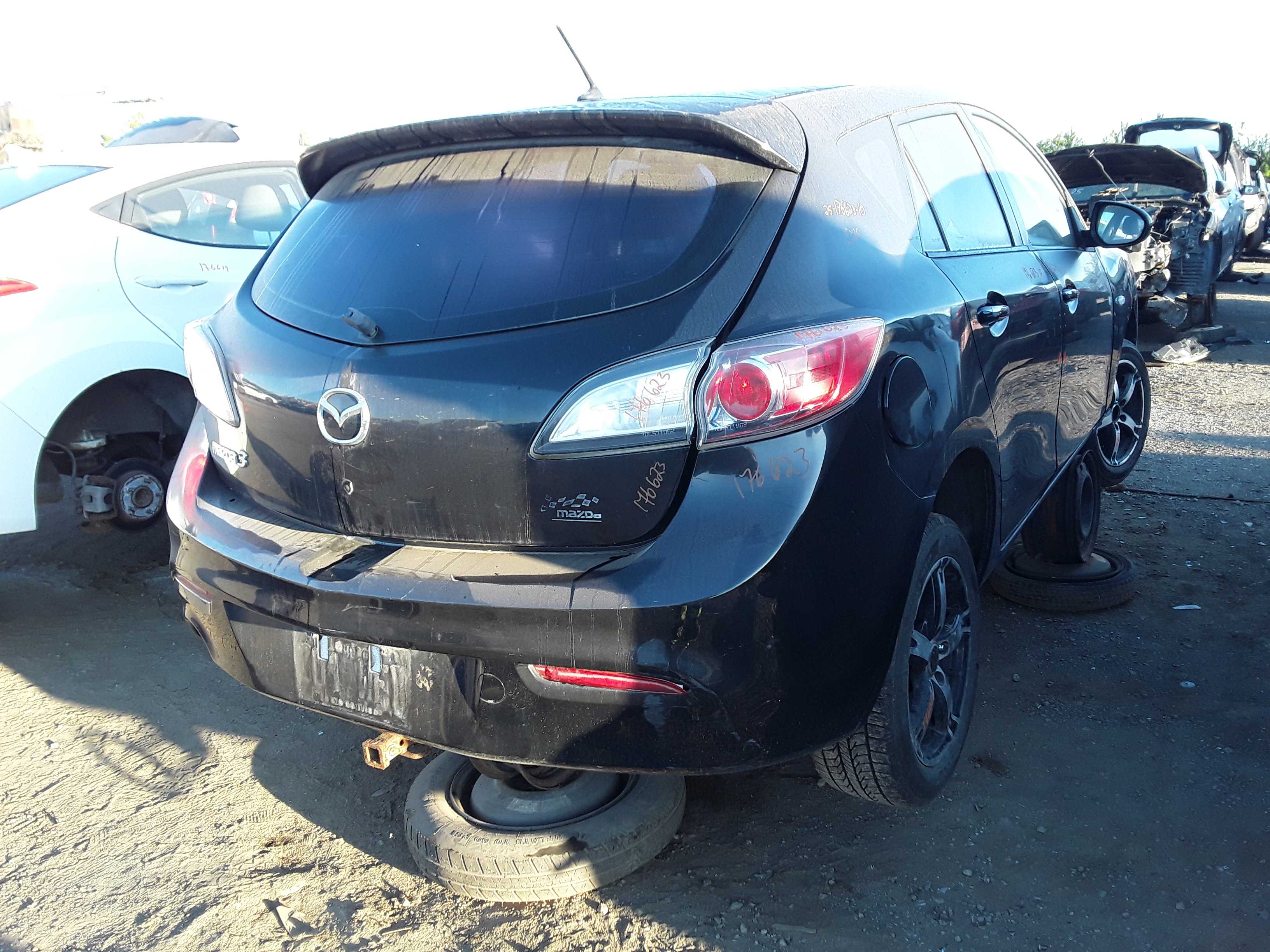 MAZDA MAZDA3 2010