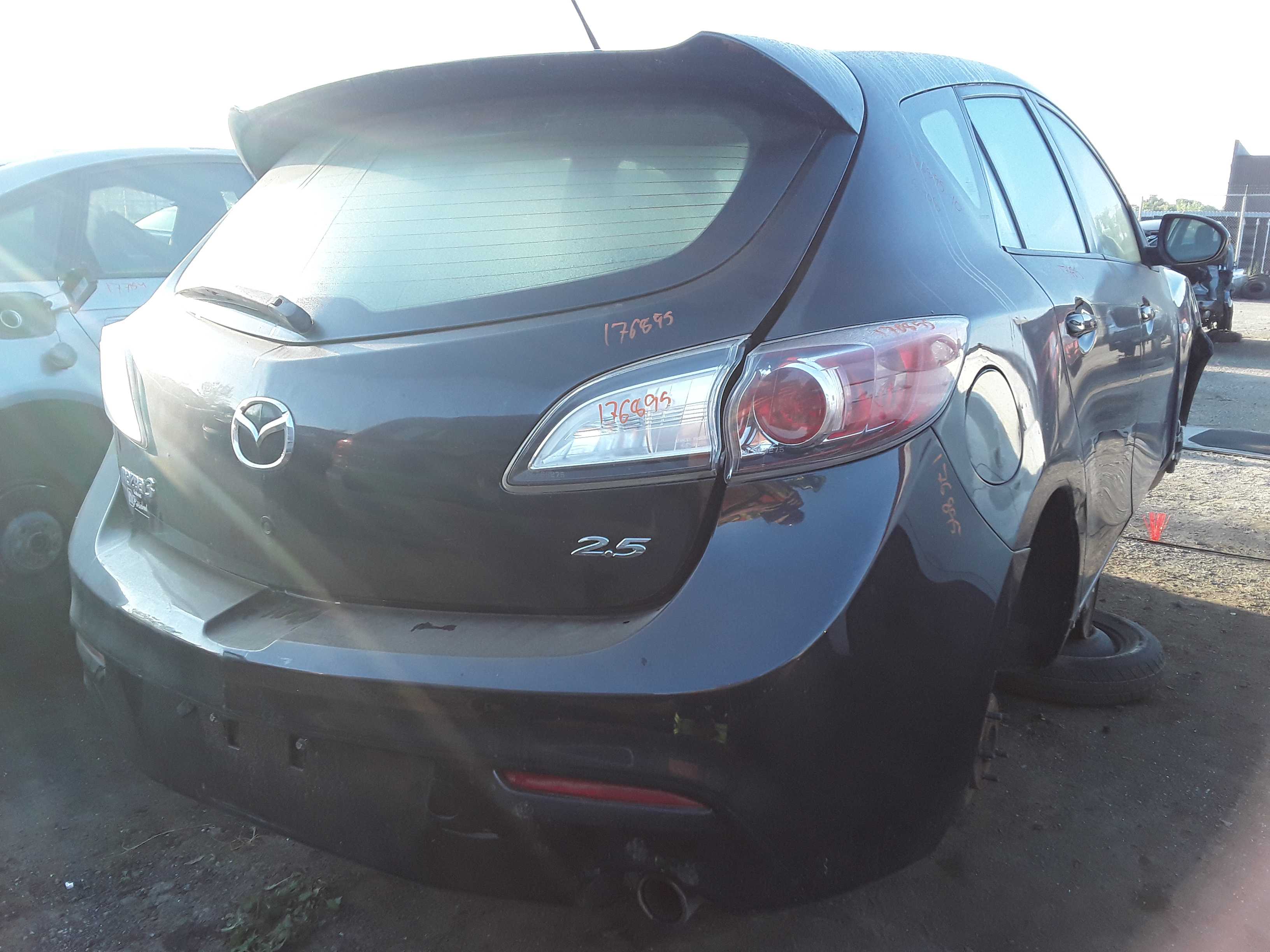 MAZDA MAZDA3 2010