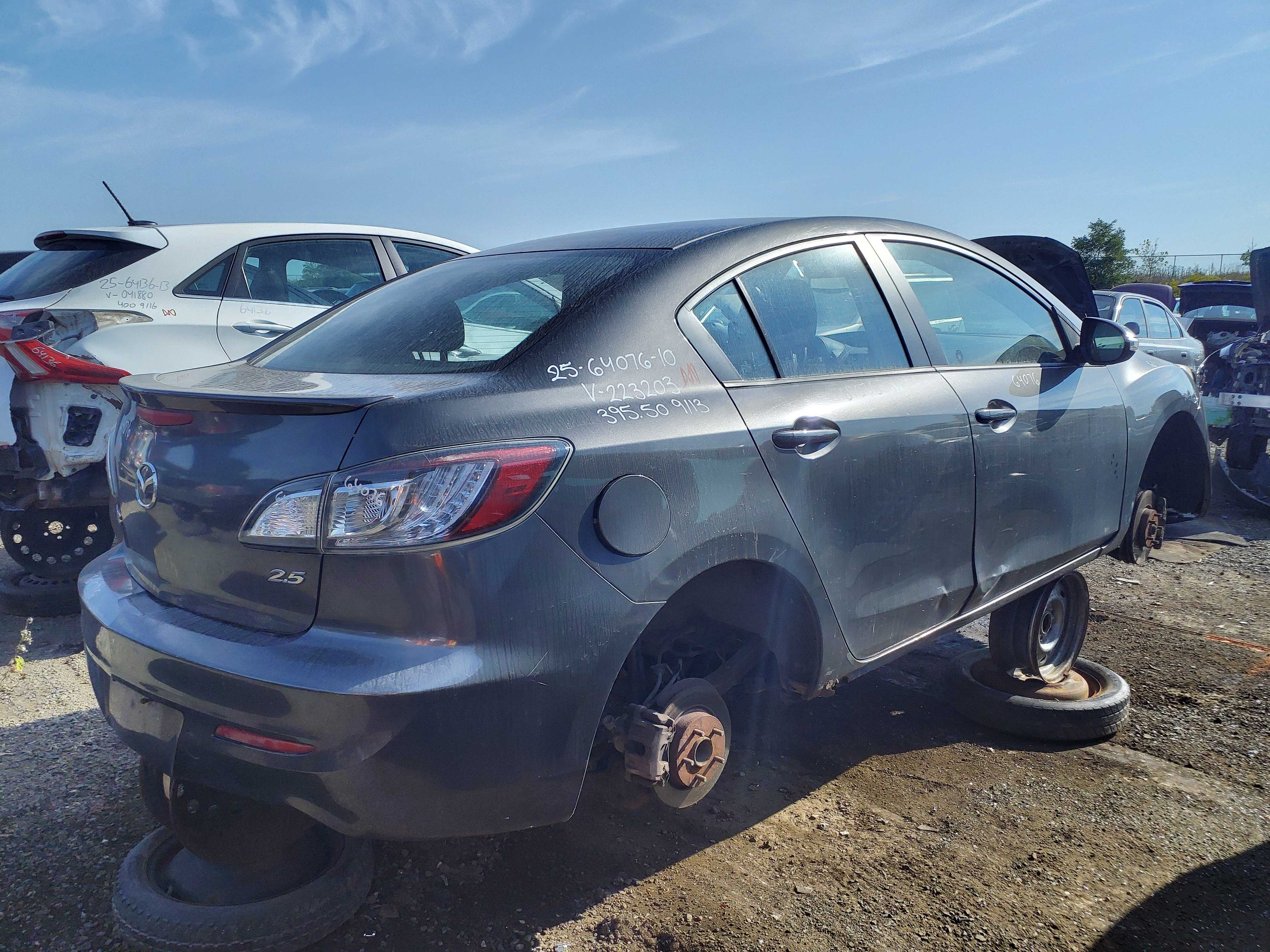 MAZDA MAZDA3 2010