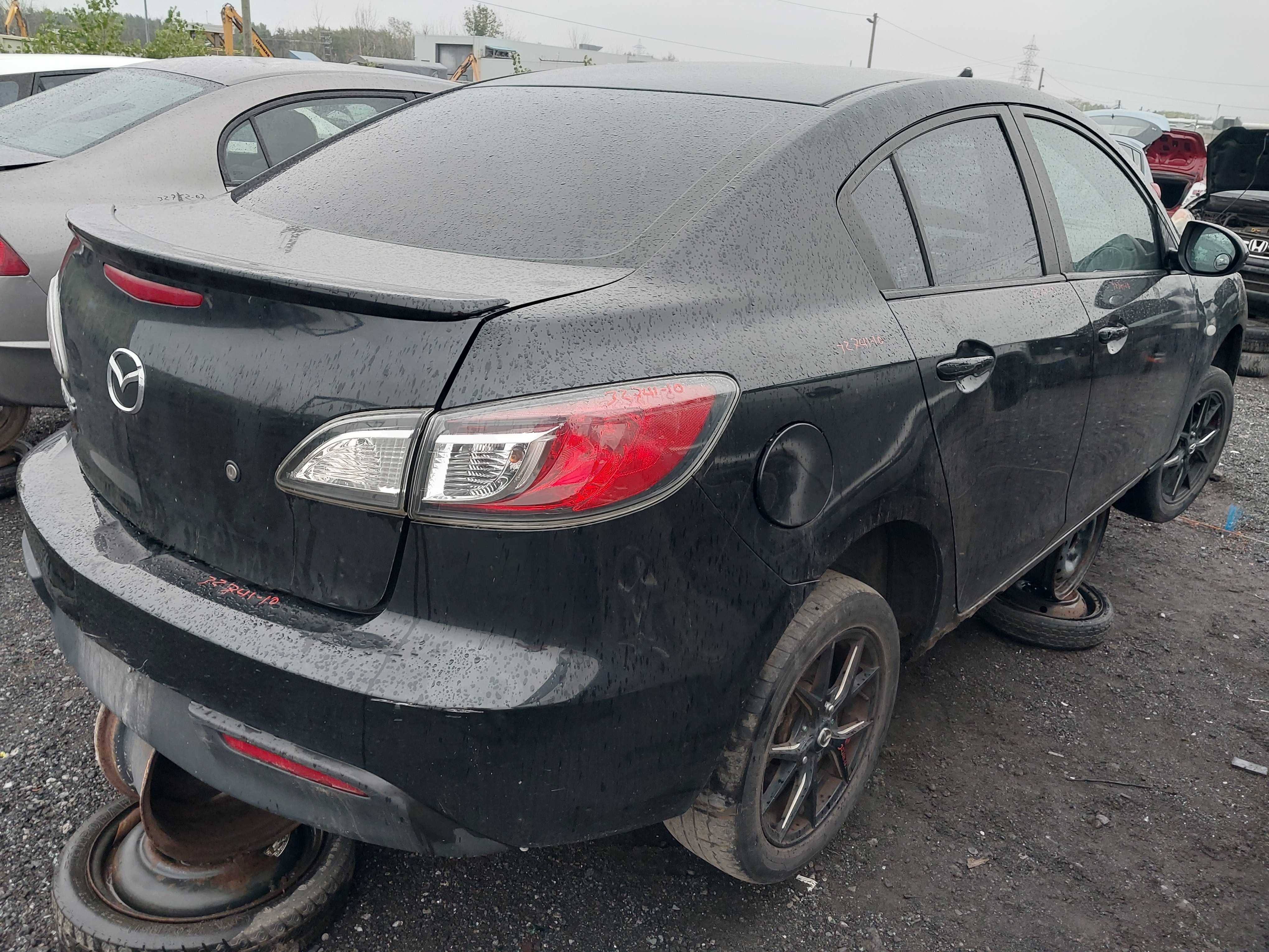 MAZDA MAZDA3 2010