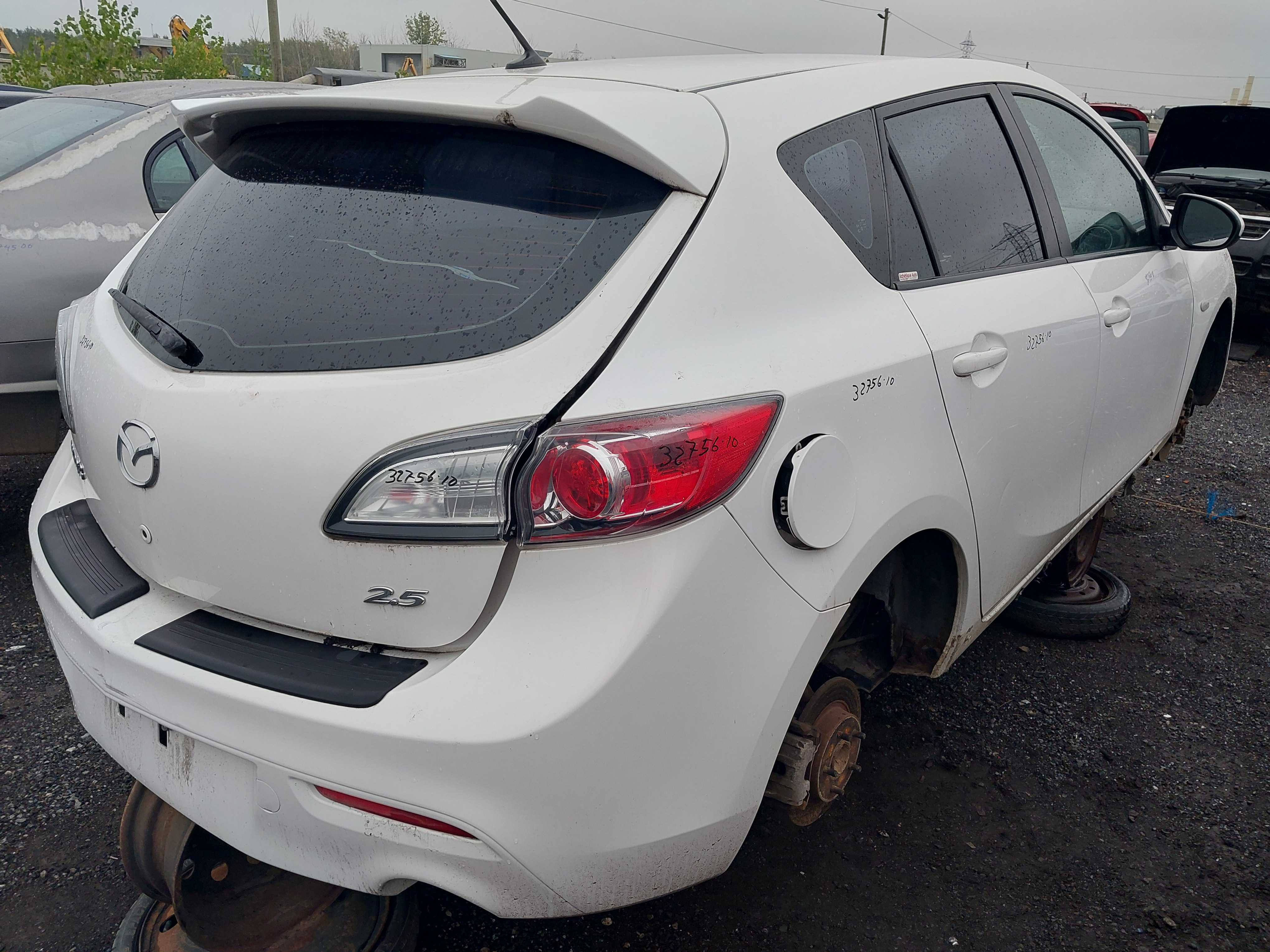 MAZDA MAZDA3 2010