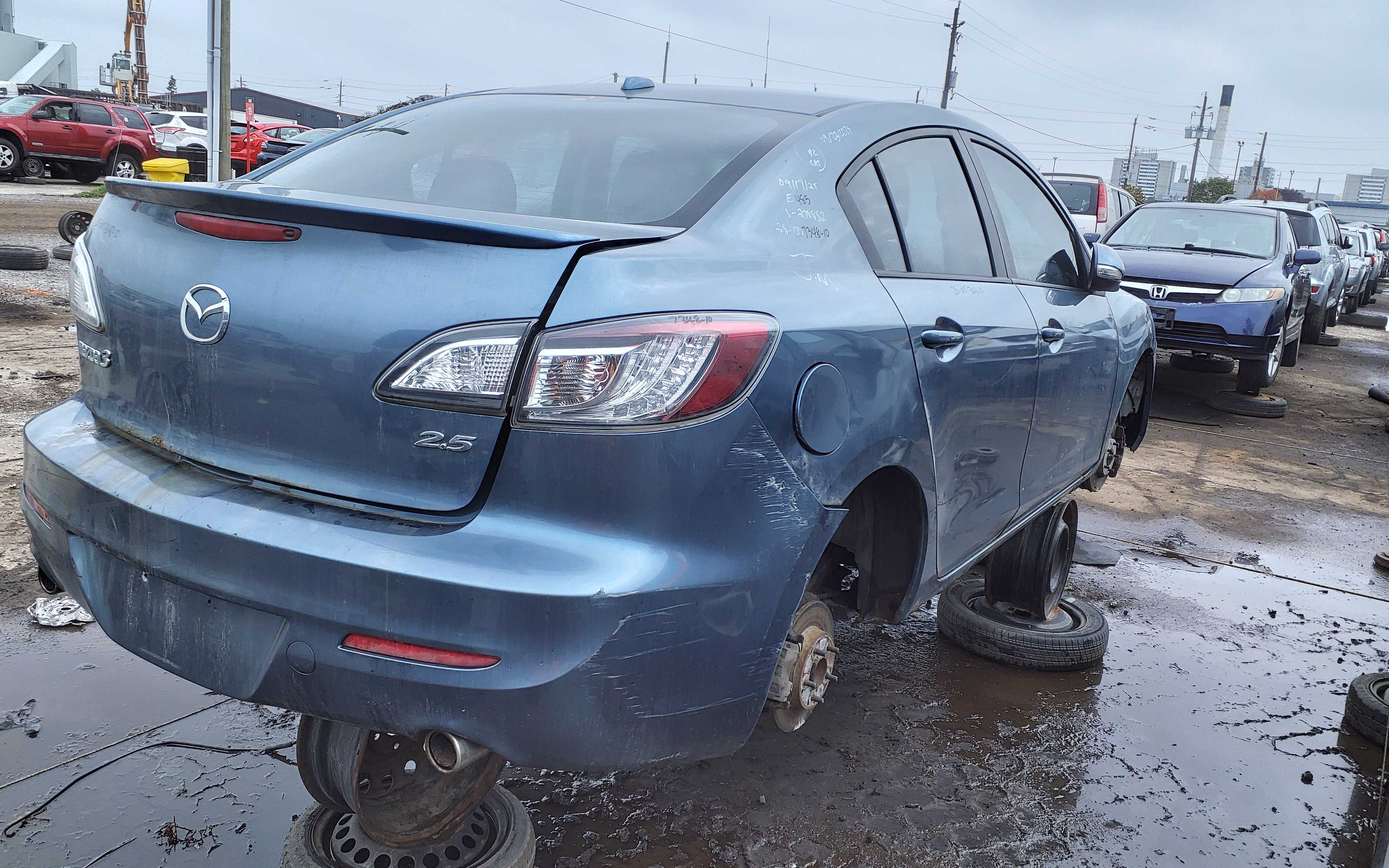 MAZDA MAZDA3 2010