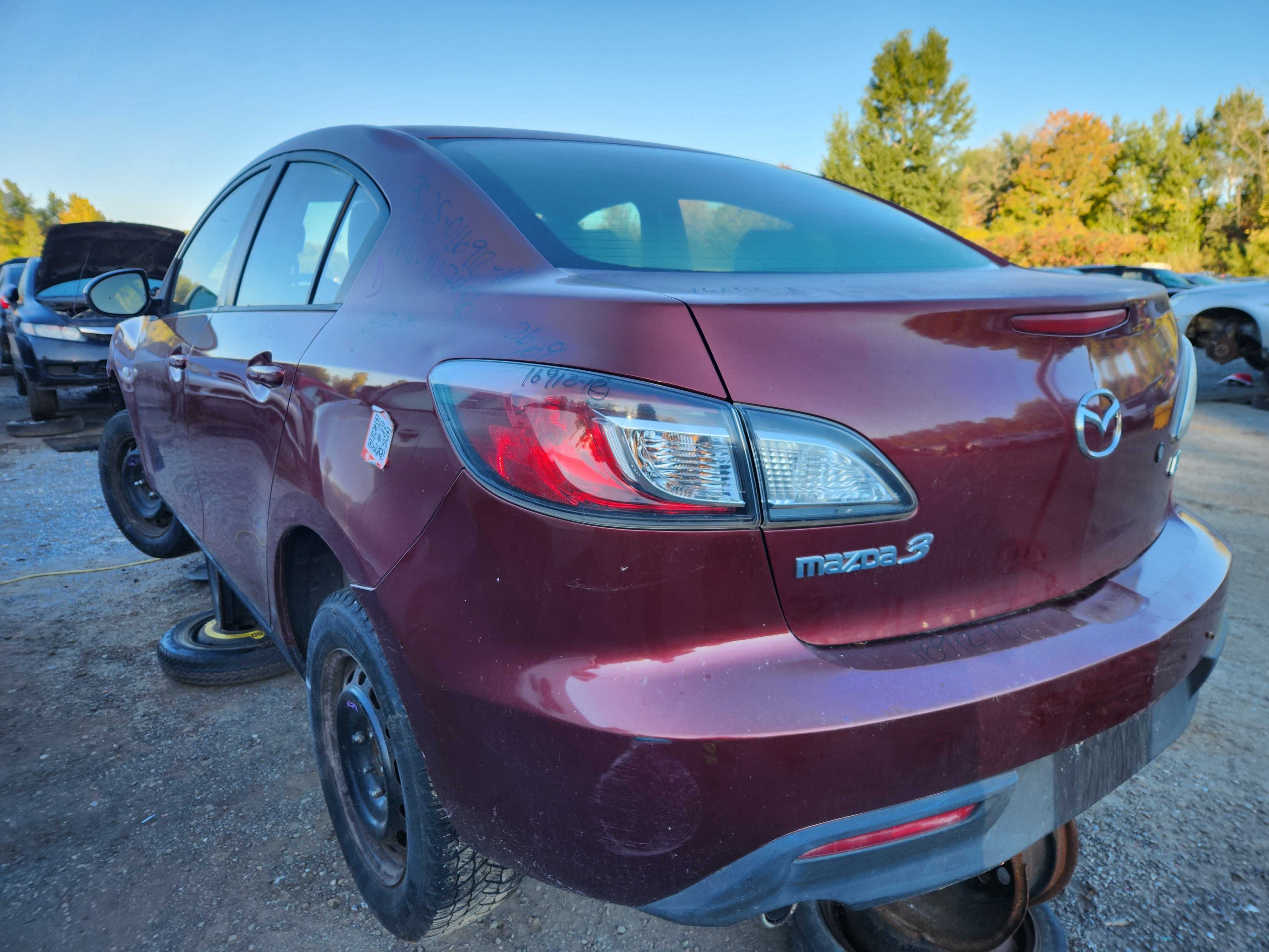 MAZDA MAZDA3 2010