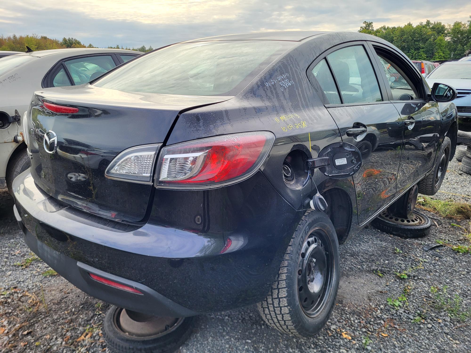MAZDA MAZDA3 2011