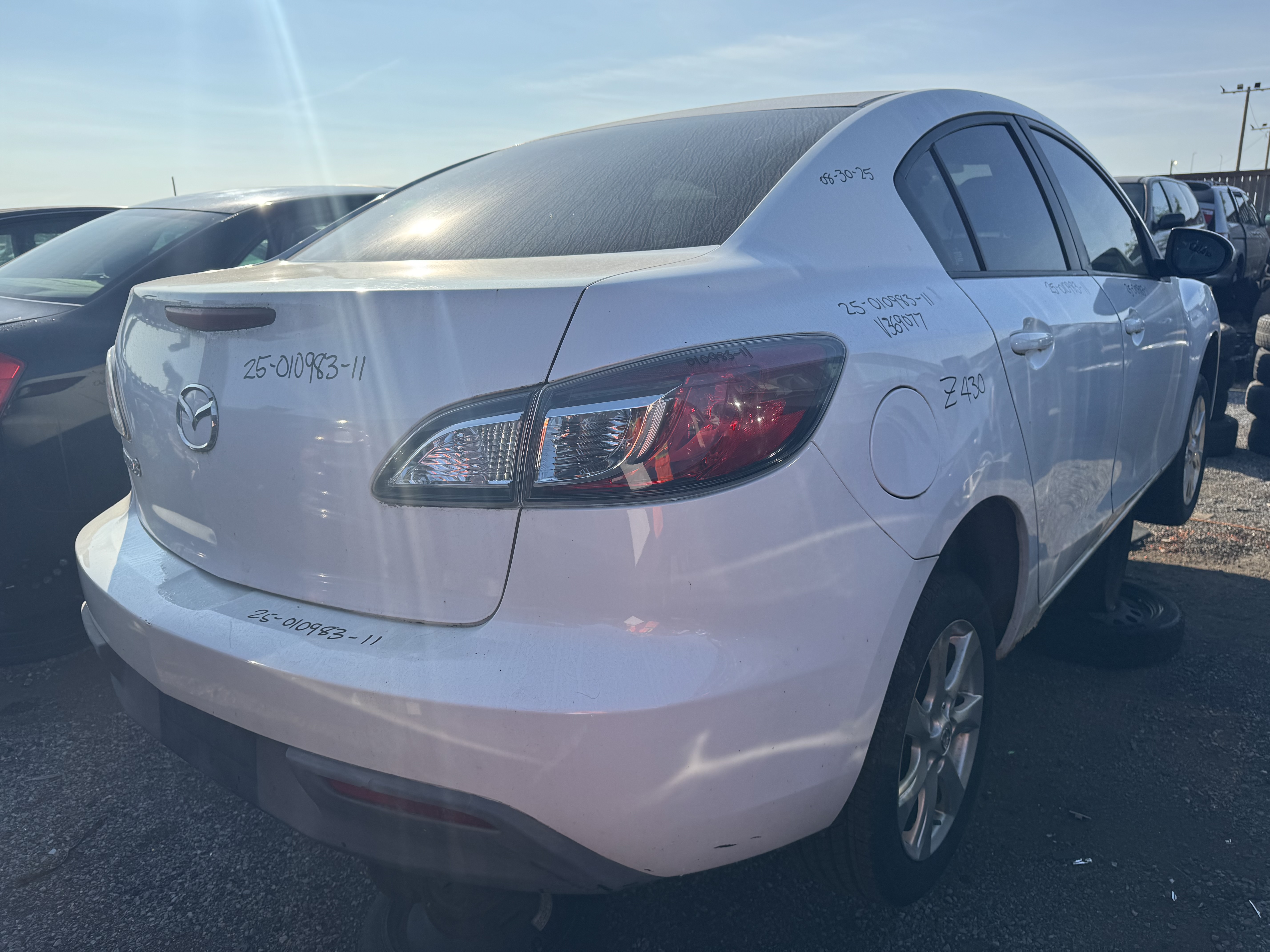 MAZDA MAZDA3 2011