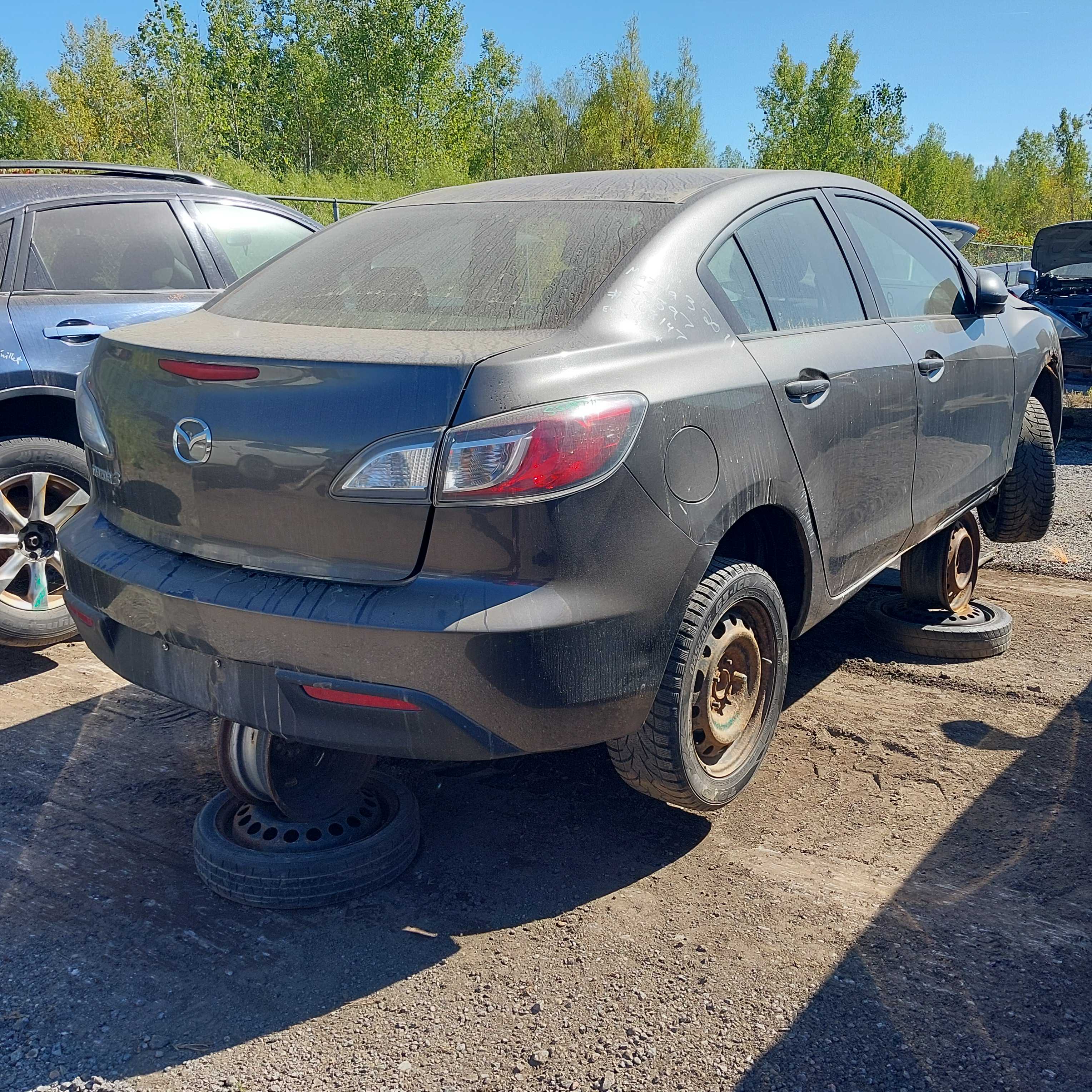 MAZDA MAZDA3 2011