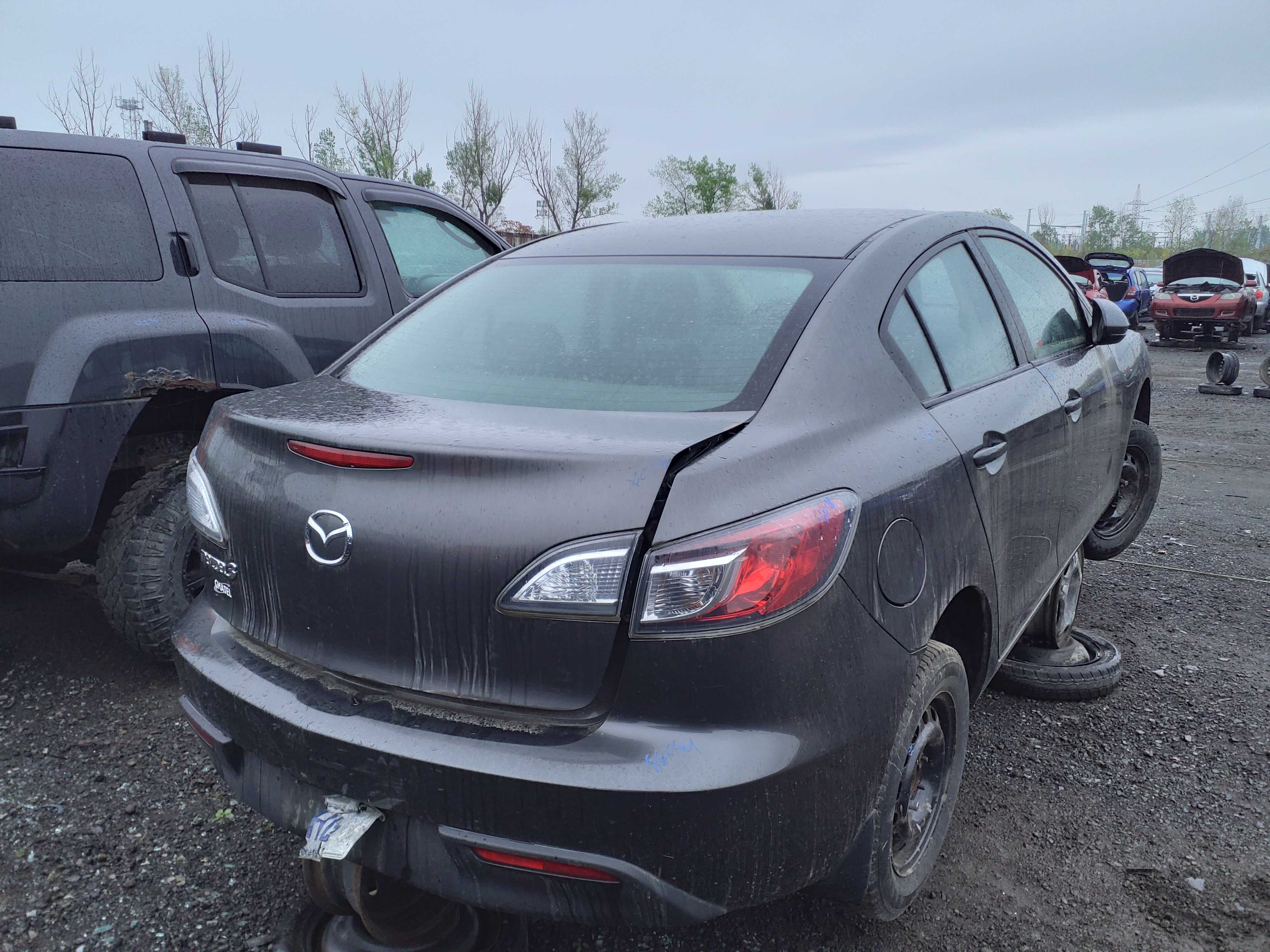 MAZDA MAZDA3 2011