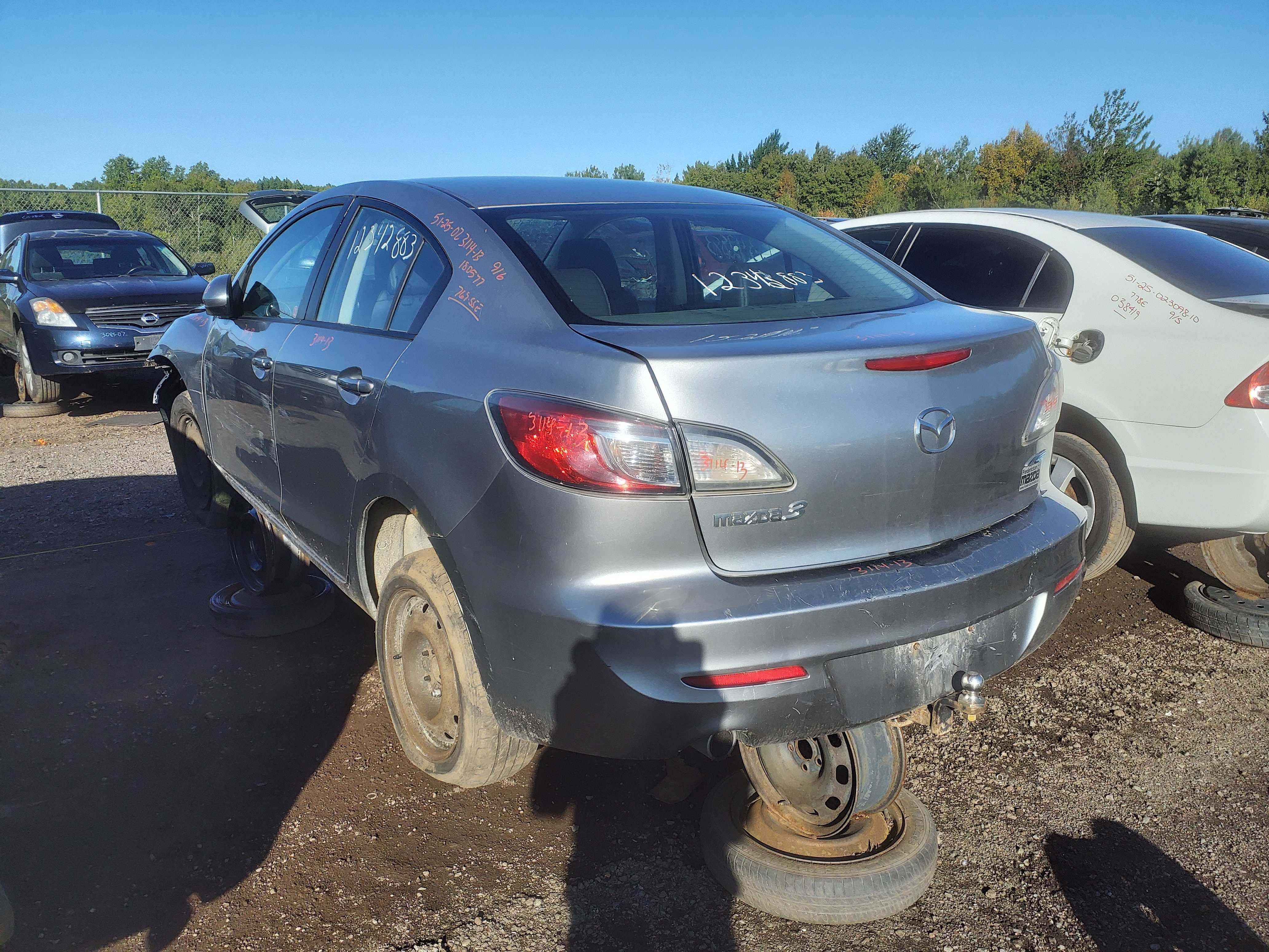 MAZDA MAZDA3 2013