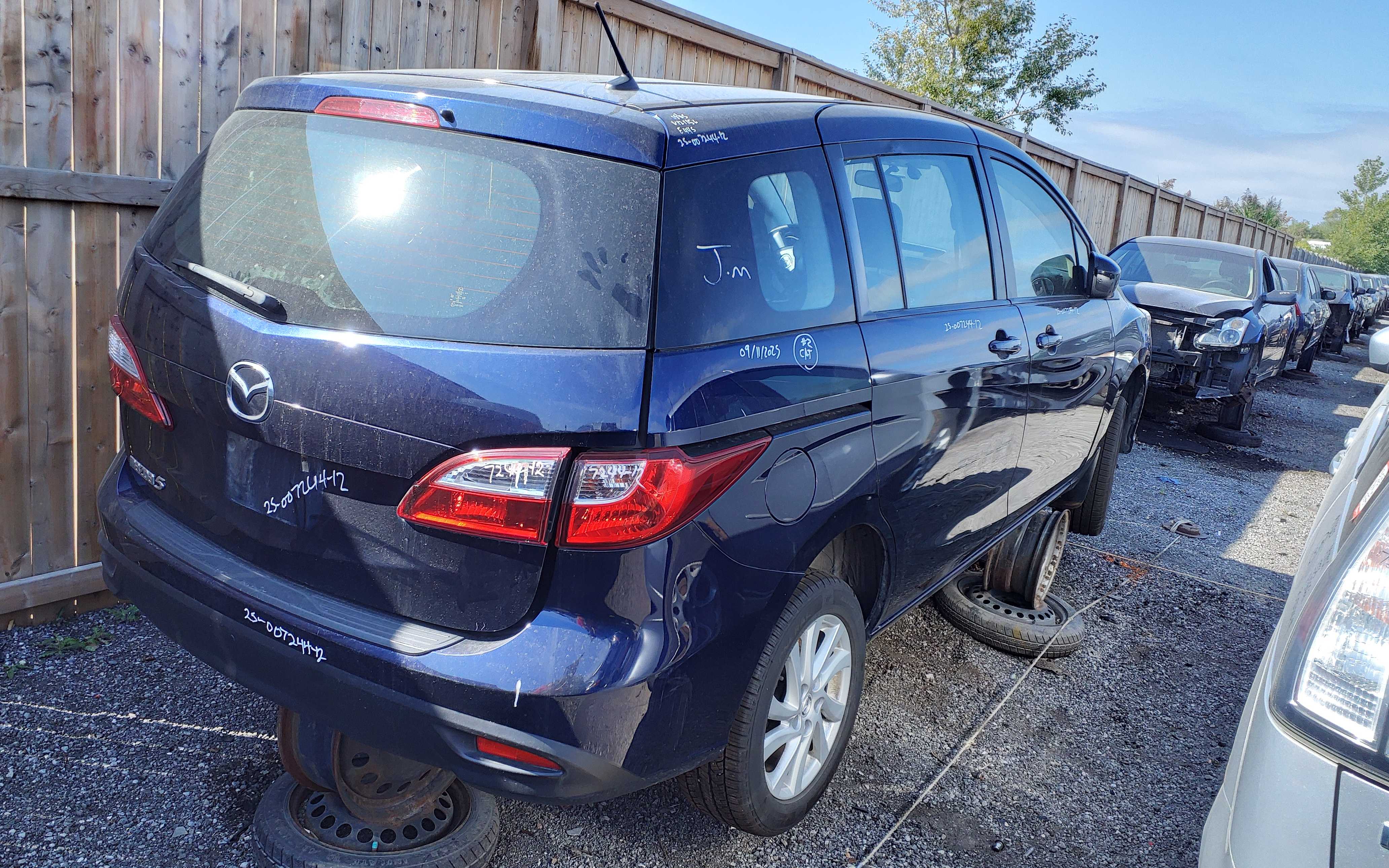 MAZDA MAZDA5 2012
