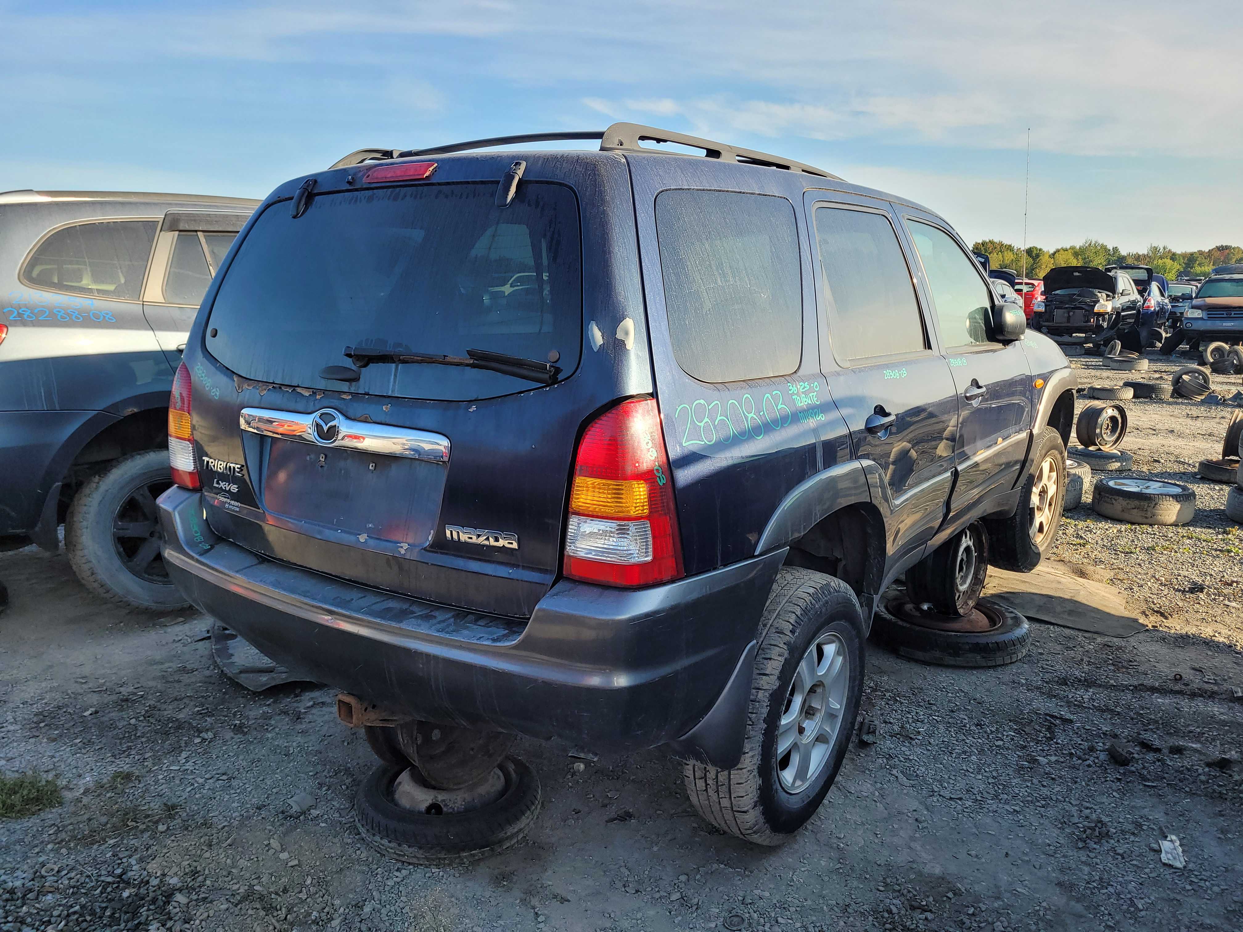 MAZDA TRIBUTE 2003