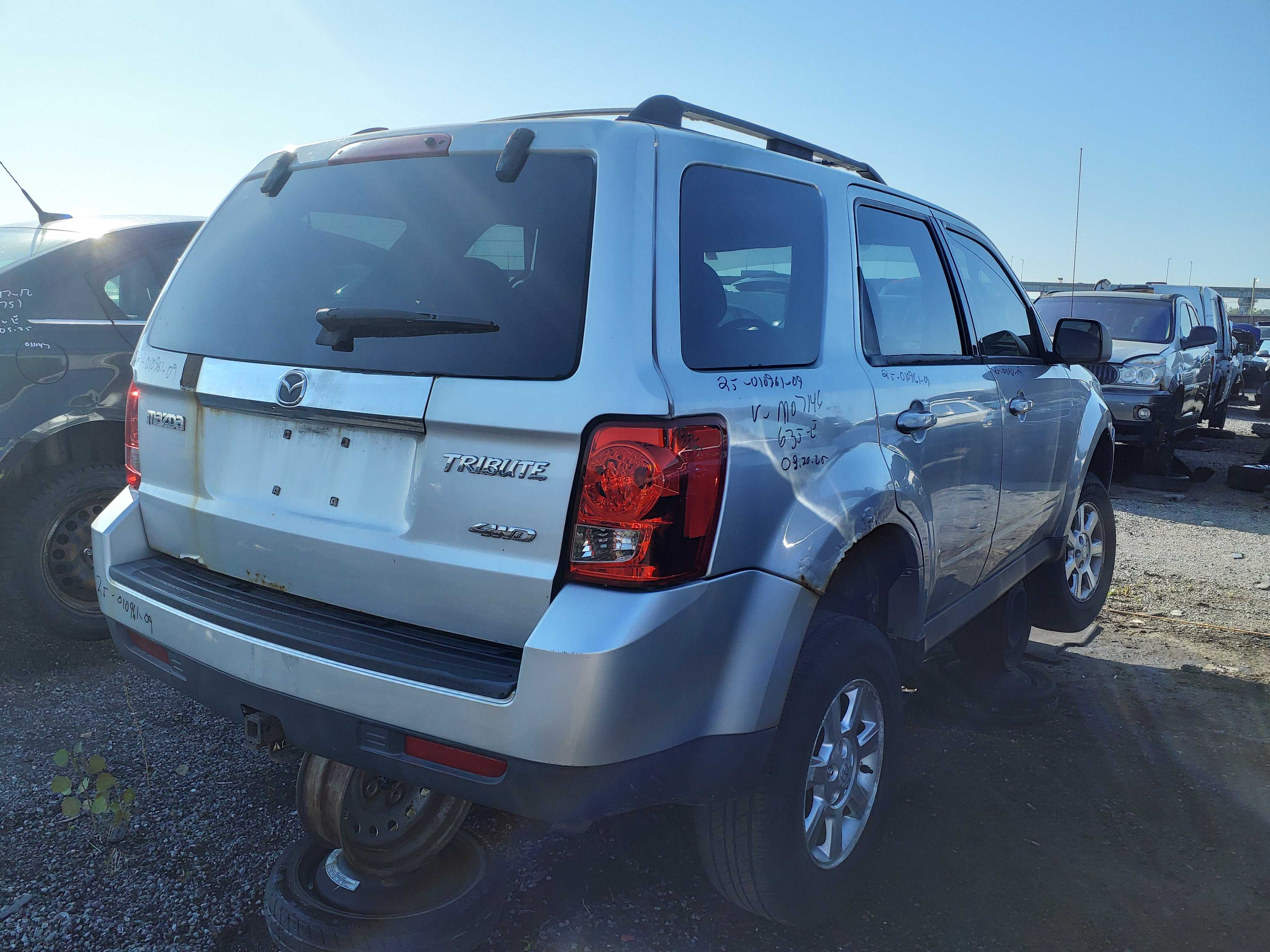 MAZDA TRIBUTE 2009