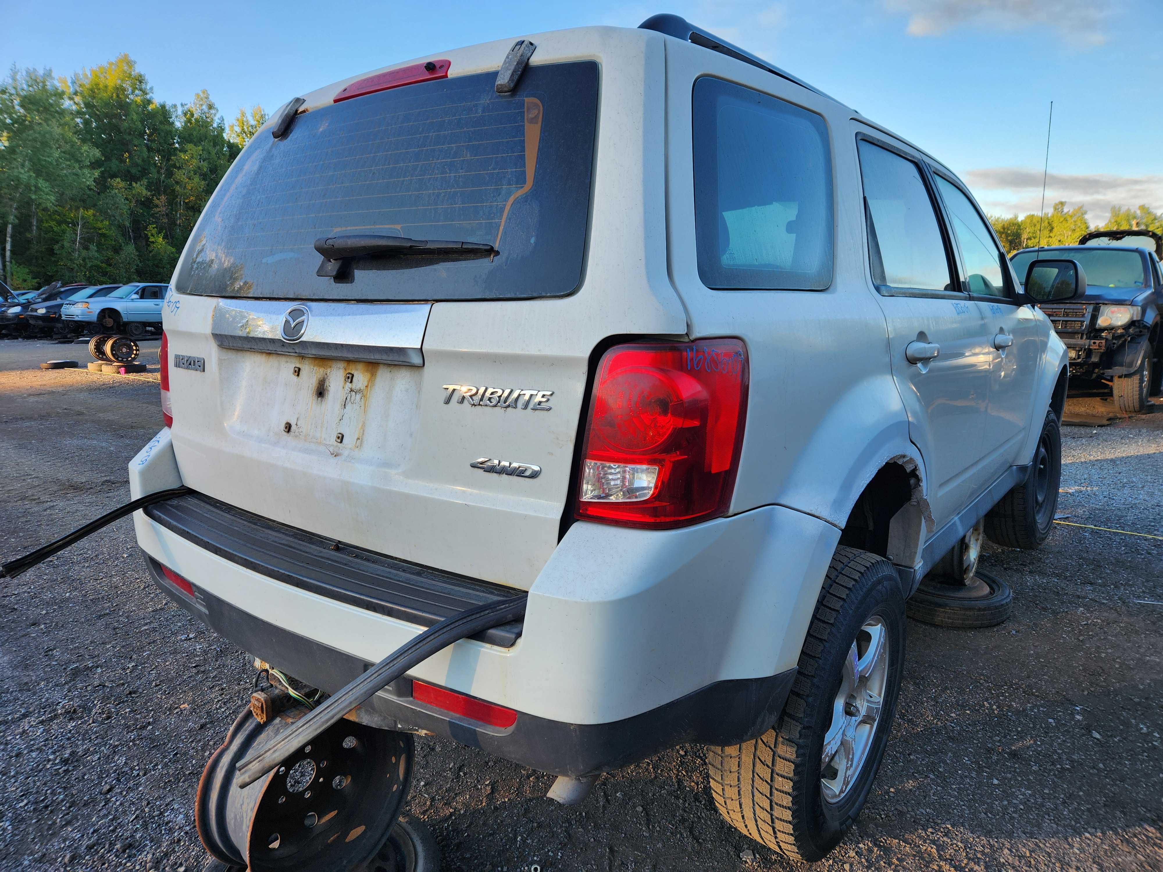 MAZDA TRIBUTE 2009
