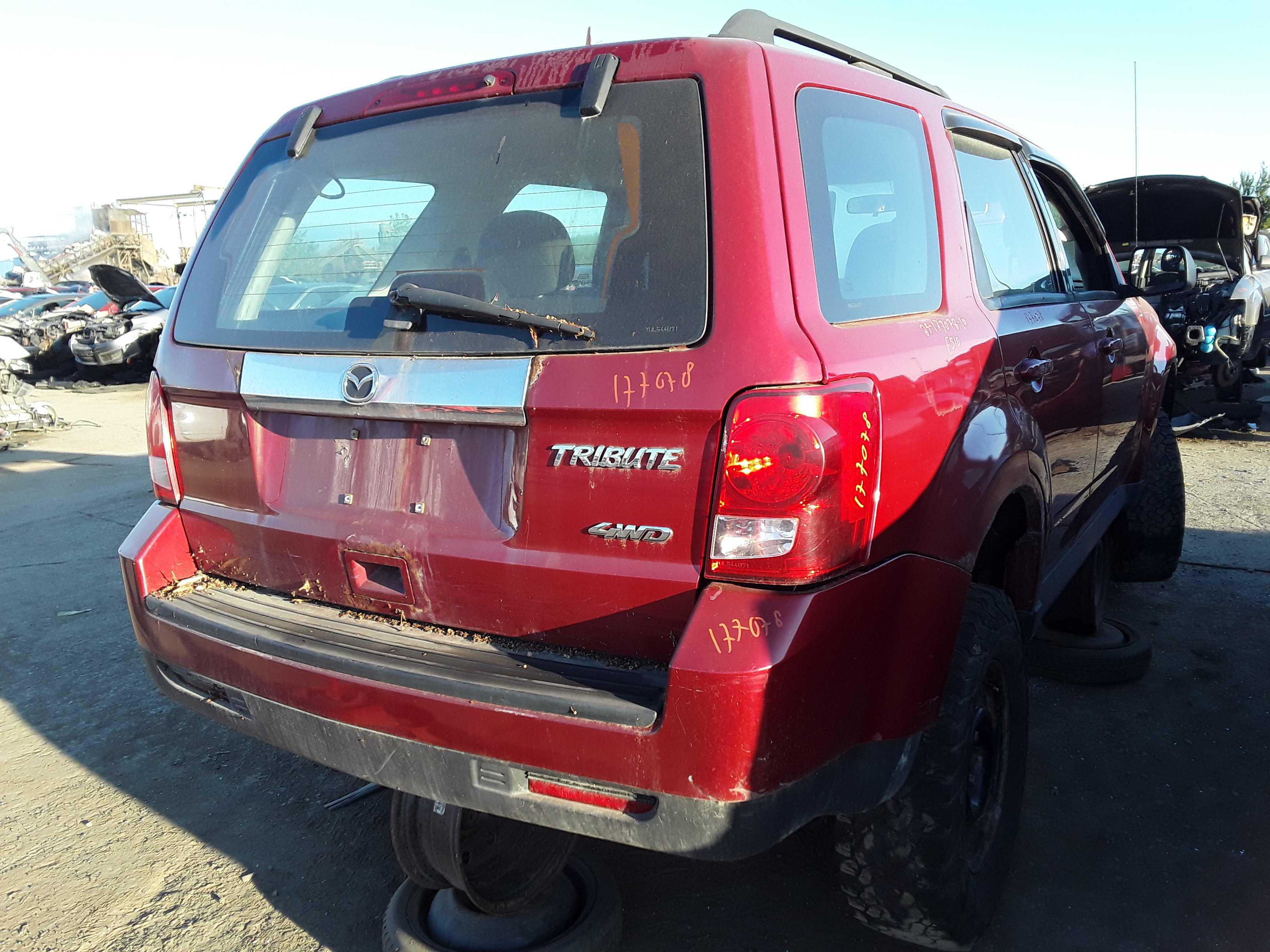 MAZDA TRIBUTE 2010