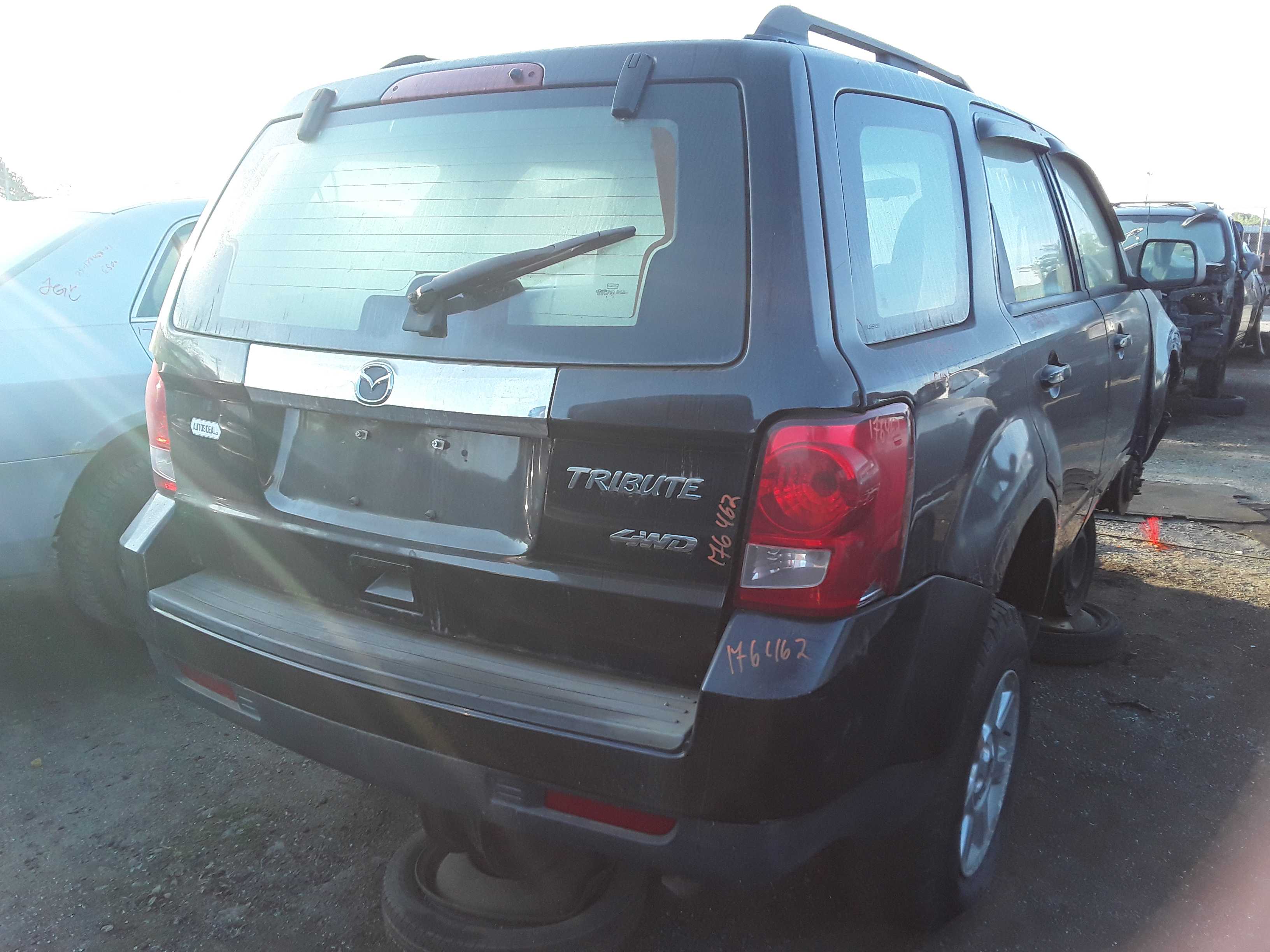 MAZDA TRIBUTE 2010