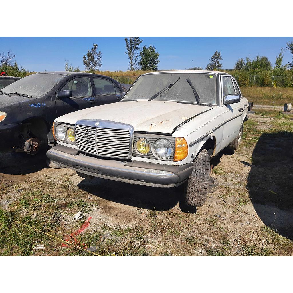 MERCEDES-BENZ 300 SERIES 1984
