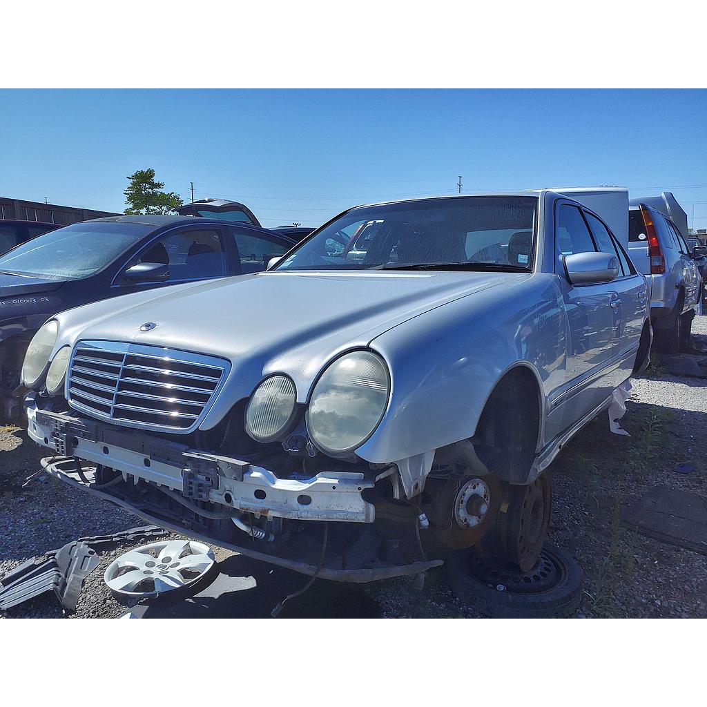 MERCEDES-BENZ E-CLASS 2000