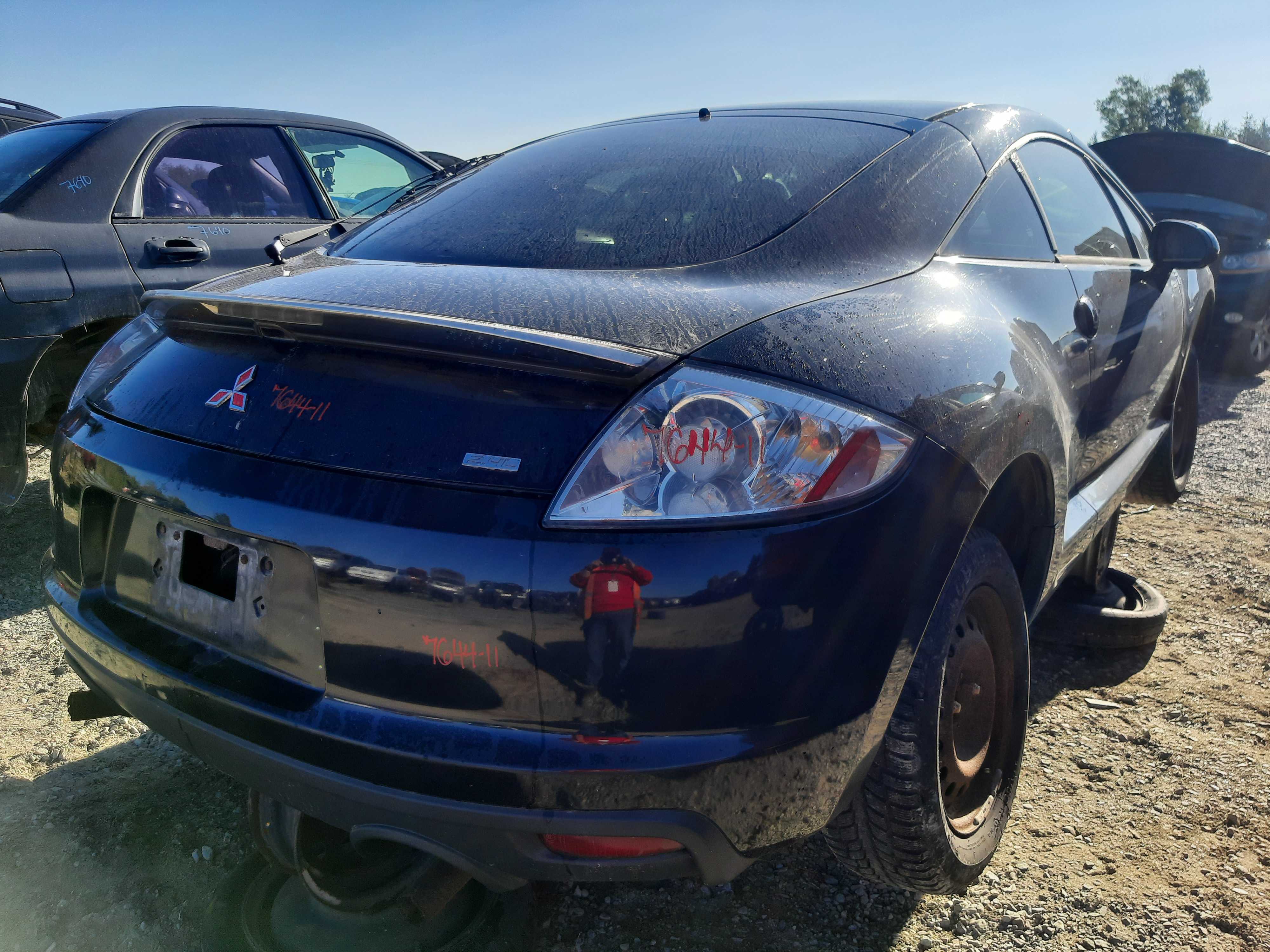 MITSUBISHI ECLIPSE 2011