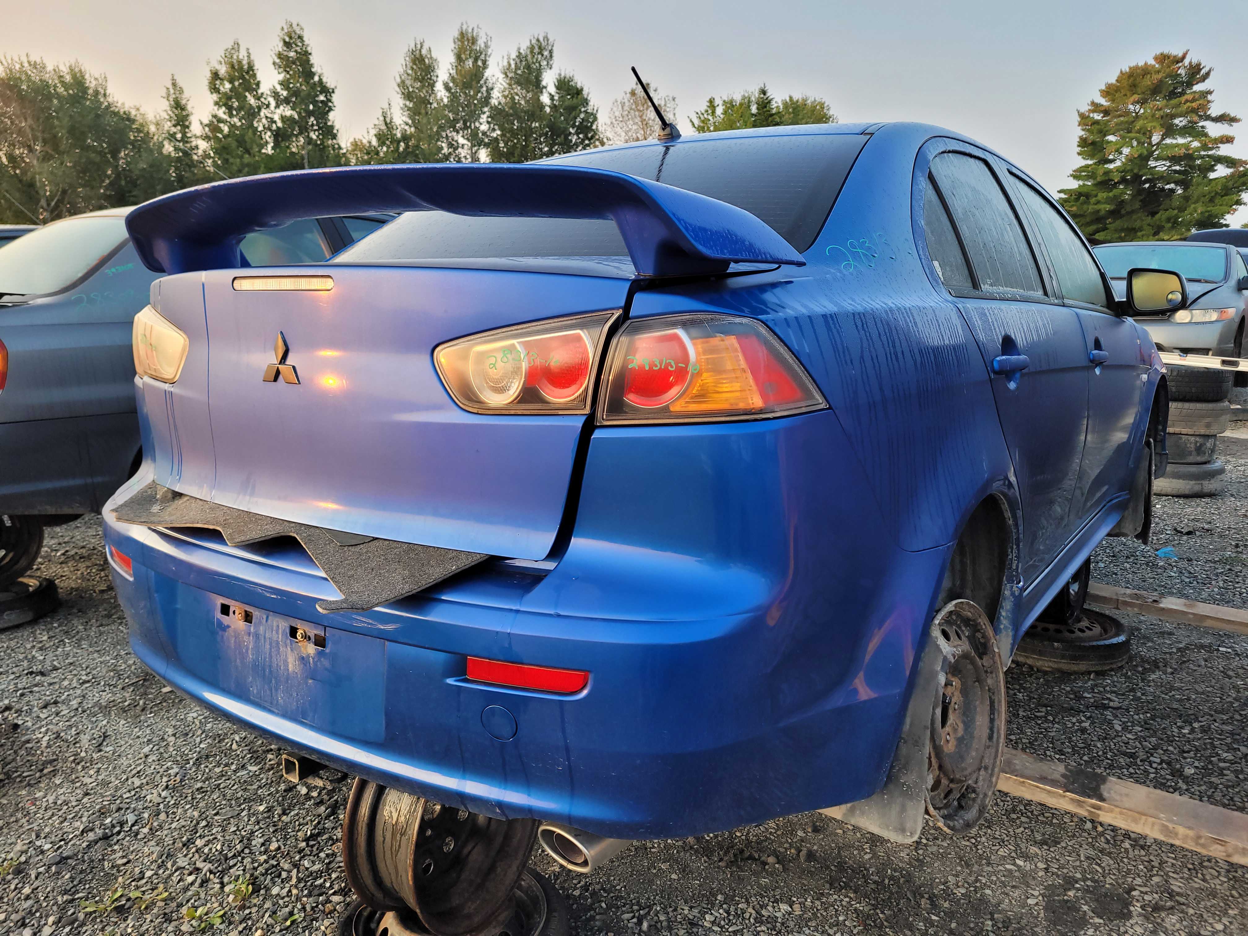 MITSUBISHI LANCER 2010