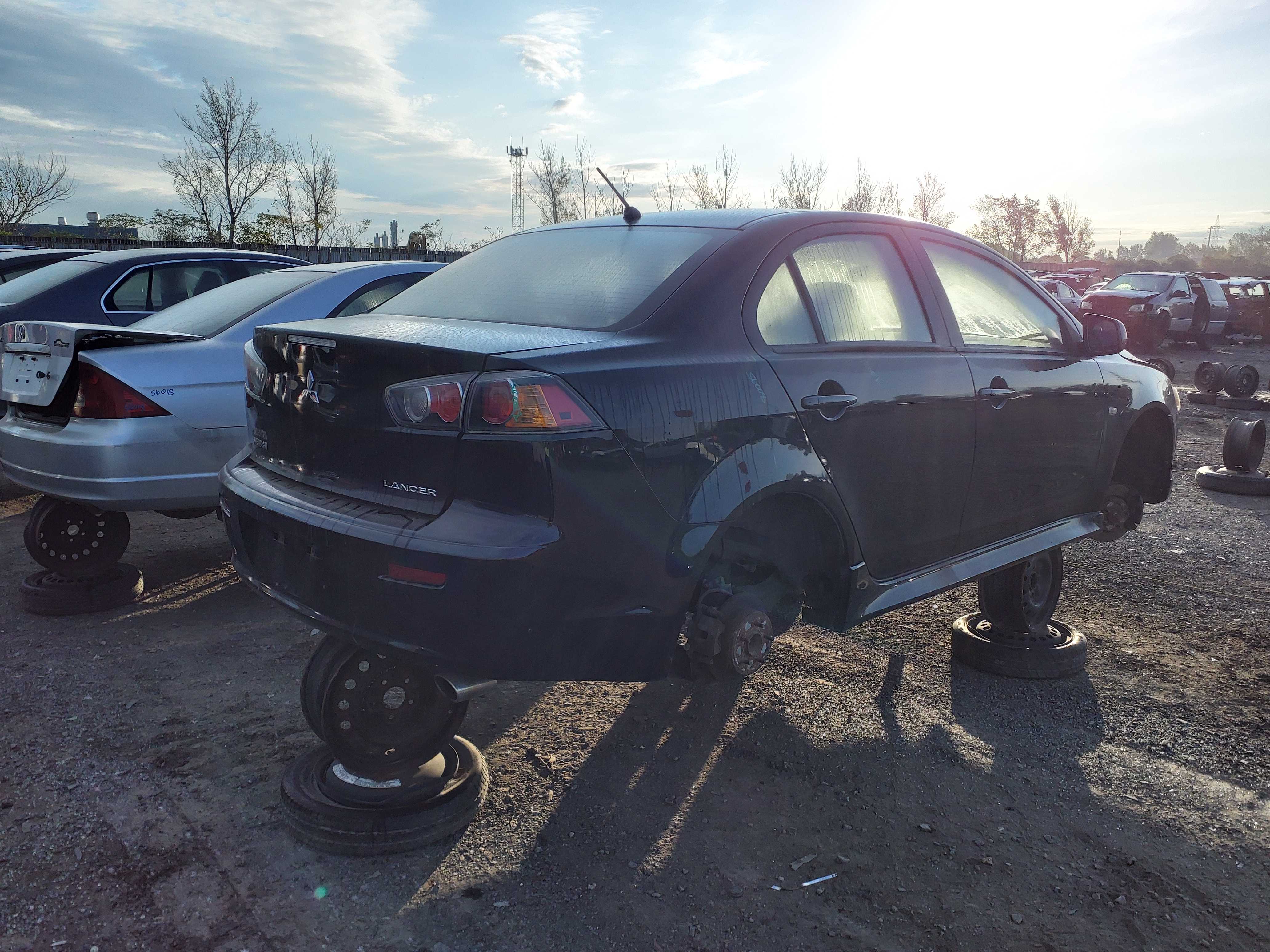 MITSUBISHI LANCER 2010
