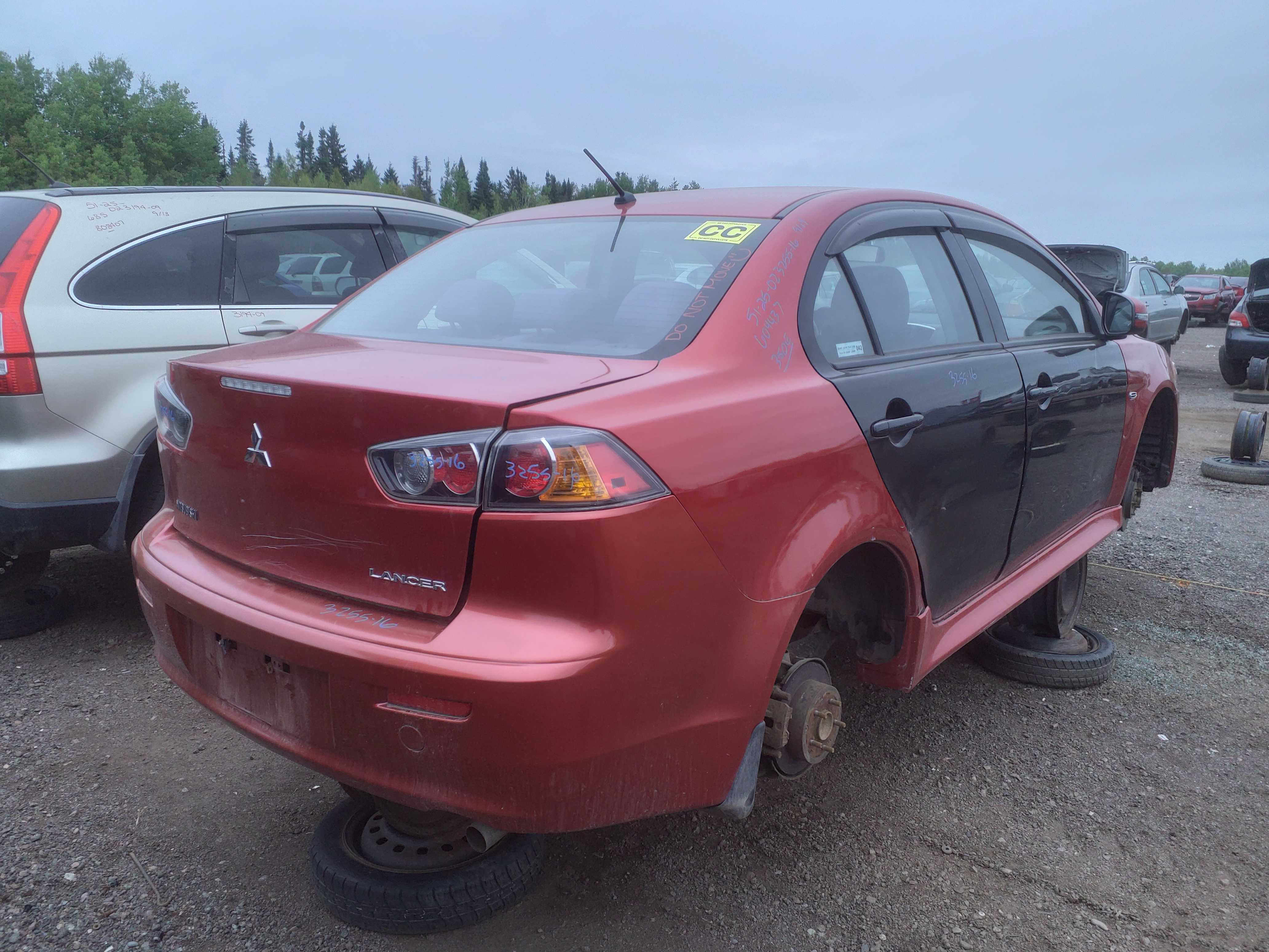 MITSUBISHI LANCER 2016