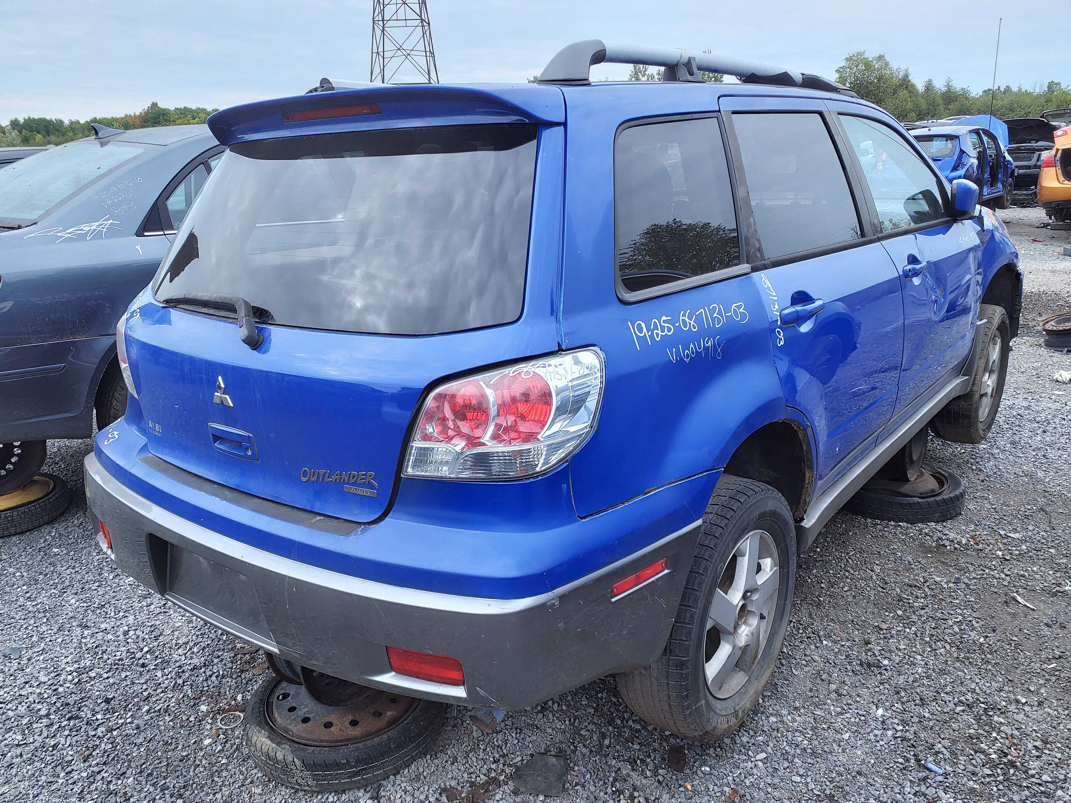 MITSUBISHI OUTLANDER 2003