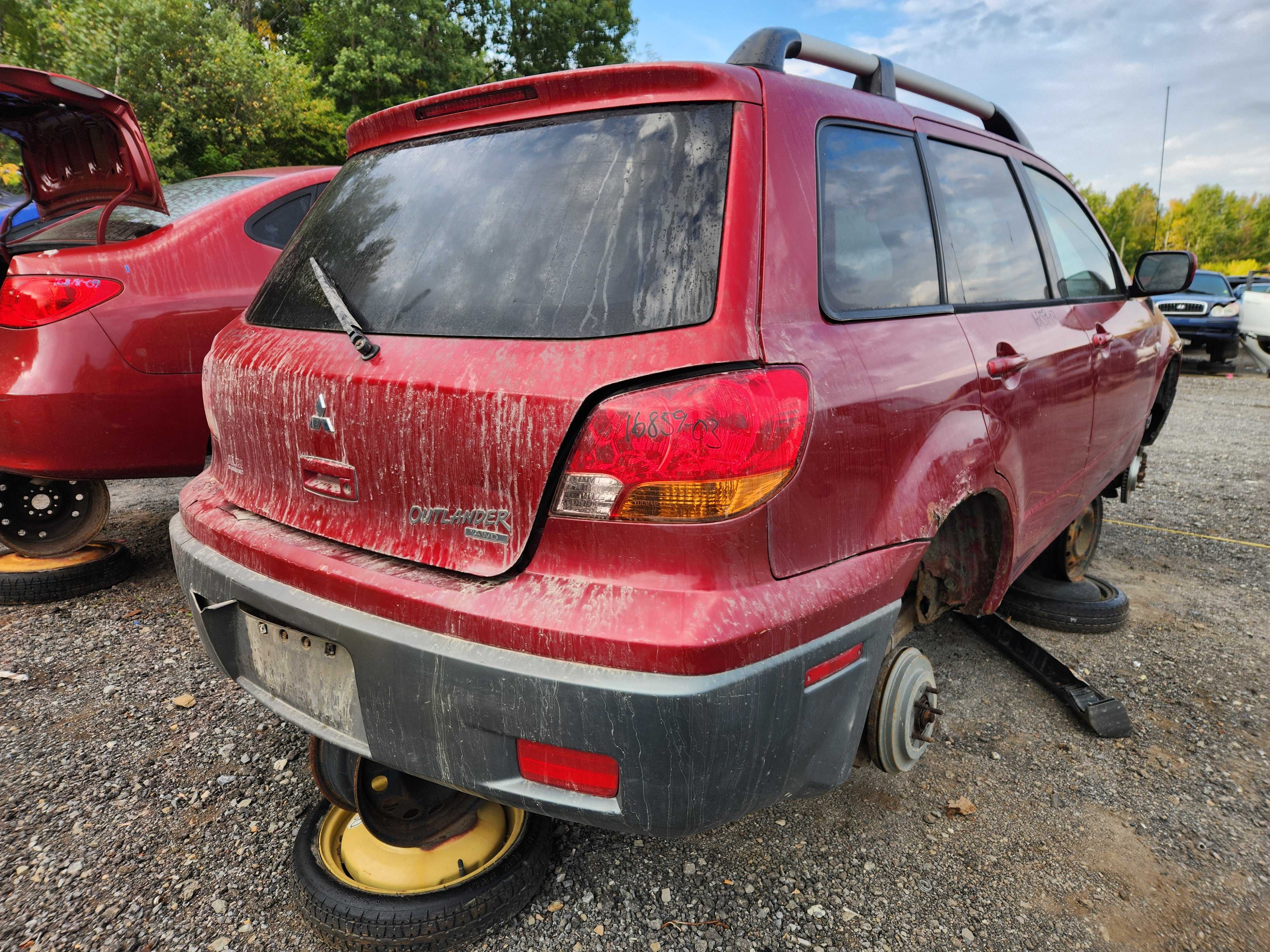 MITSUBISHI OUTLANDER 2003