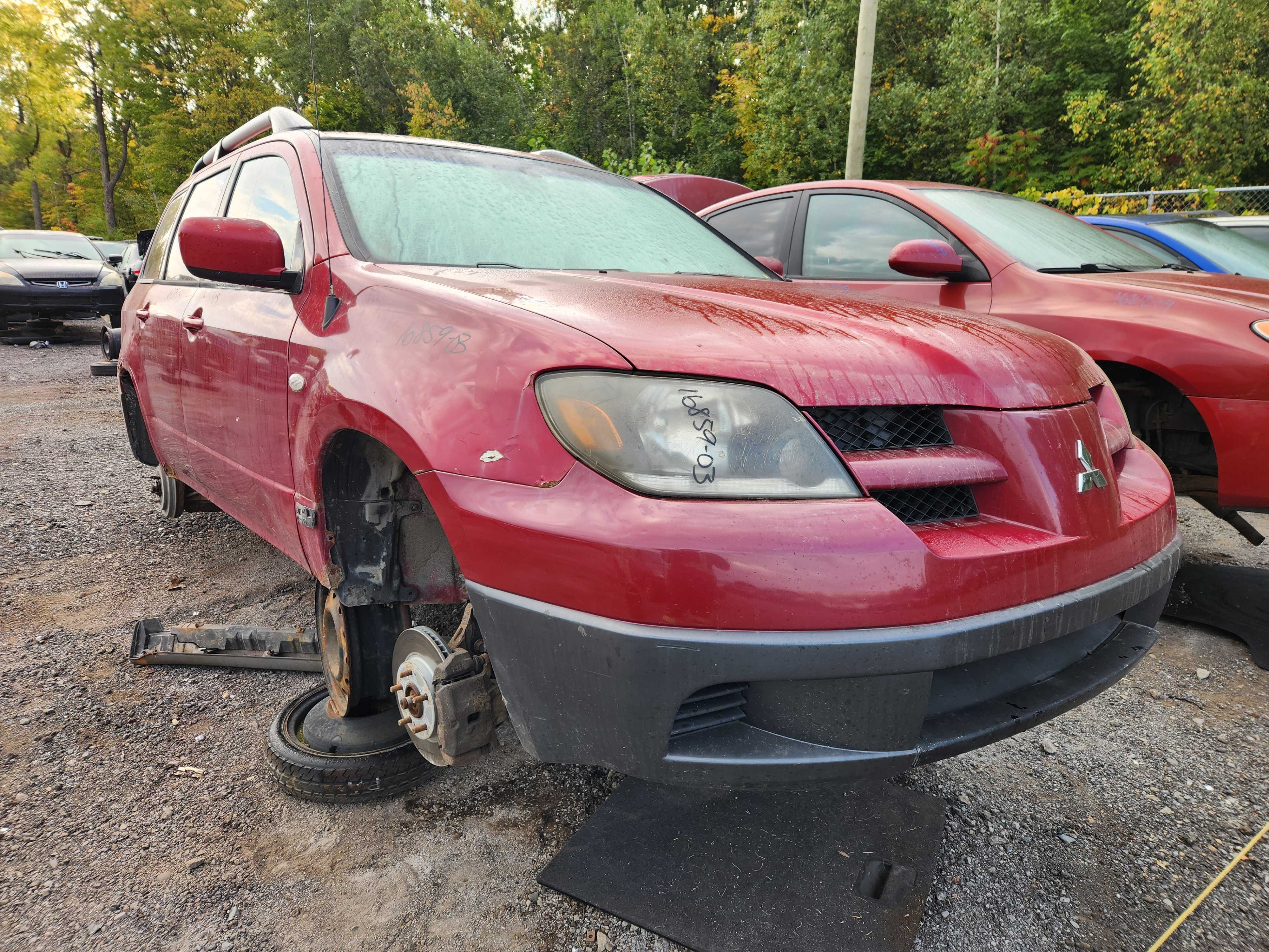 MITSUBISHI OUTLANDER 2003