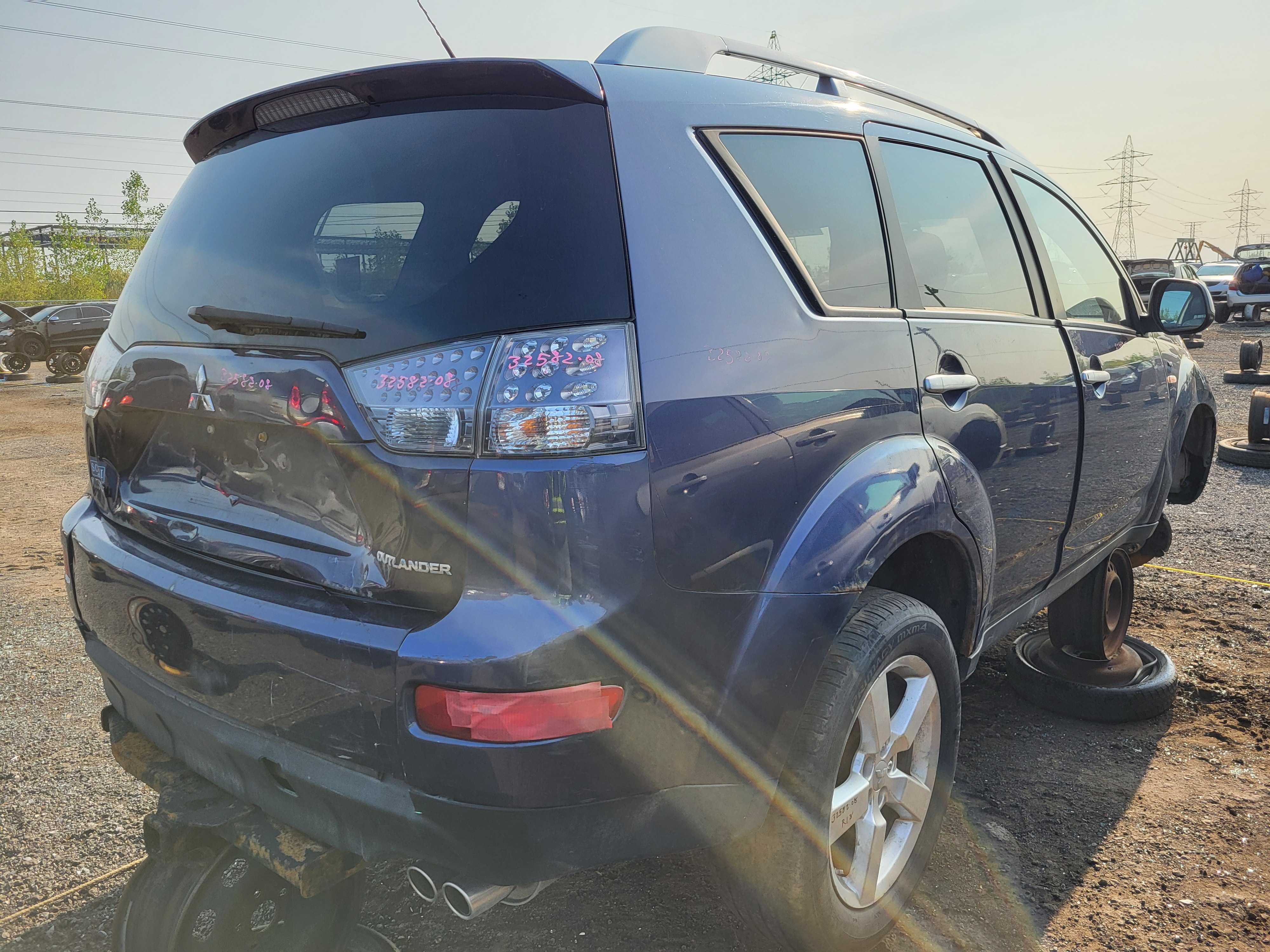 MITSUBISHI OUTLANDER 2008