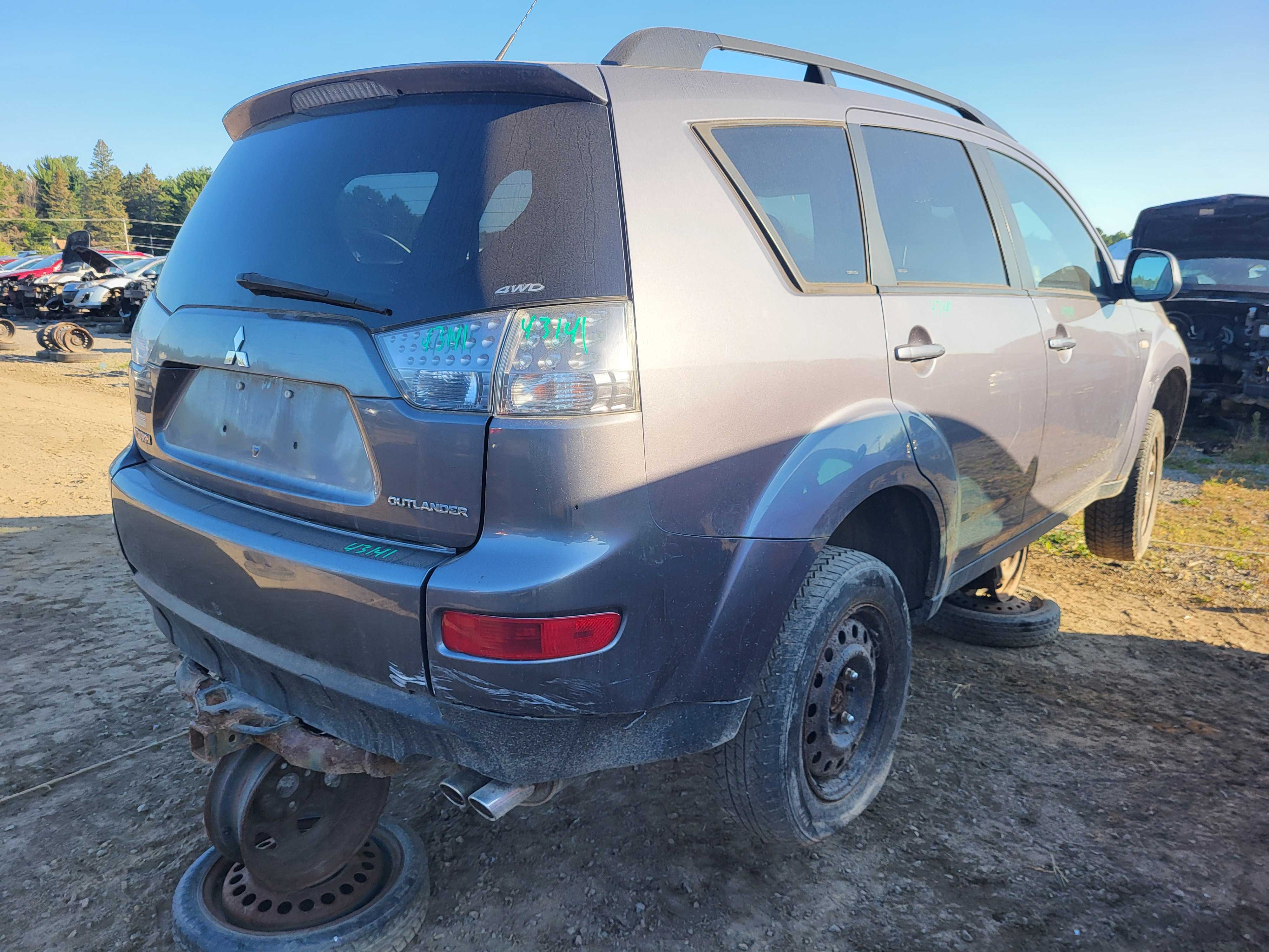 MITSUBISHI OUTLANDER 2008