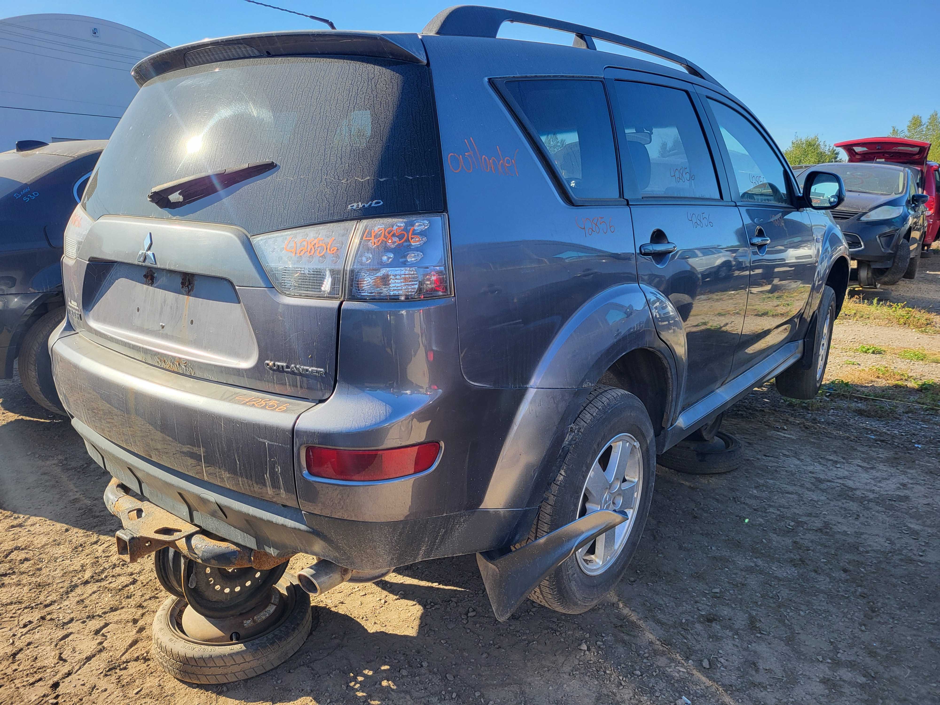 MITSUBISHI OUTLANDER 2009