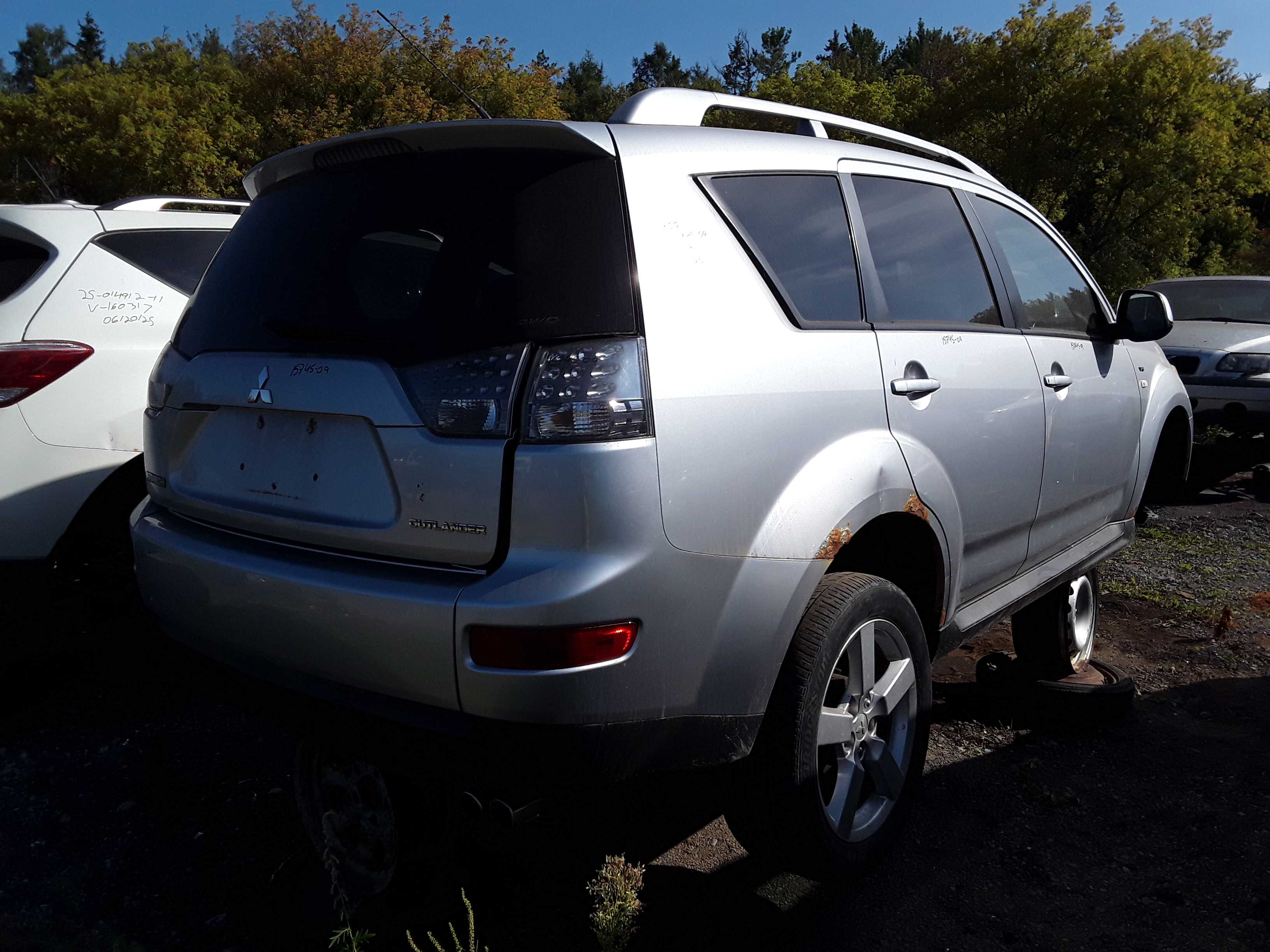 MITSUBISHI OUTLANDER 2009