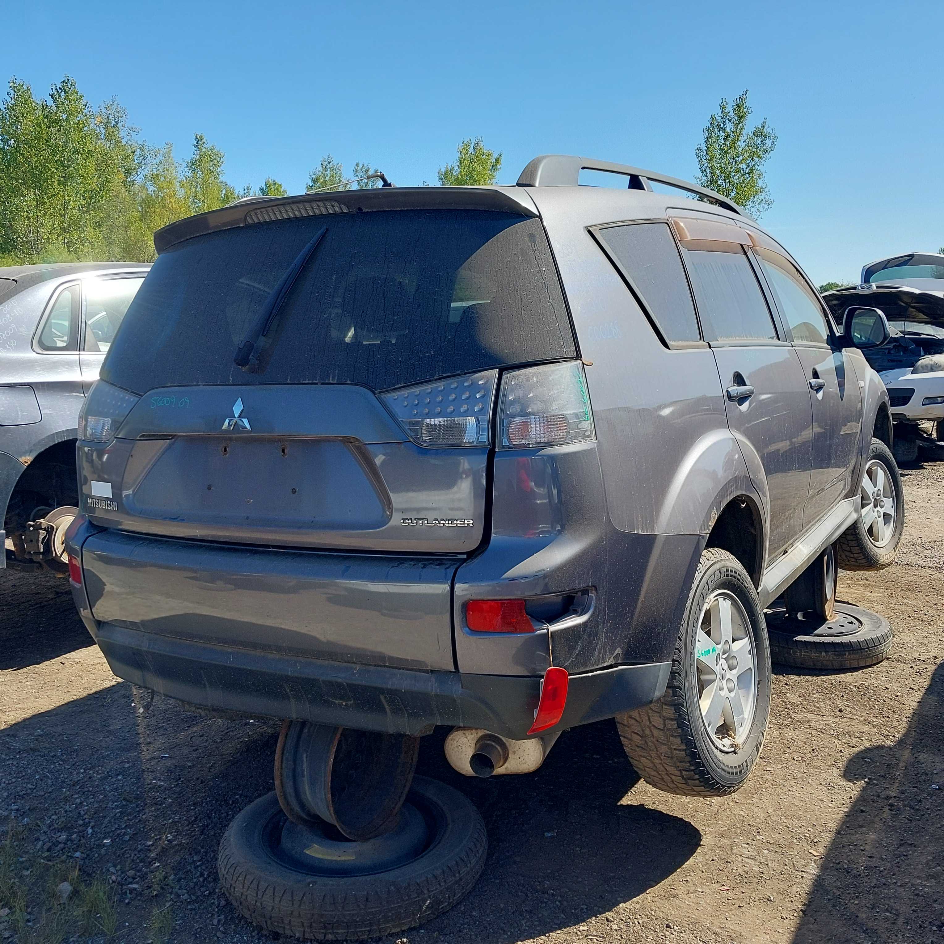 MITSUBISHI OUTLANDER 2009