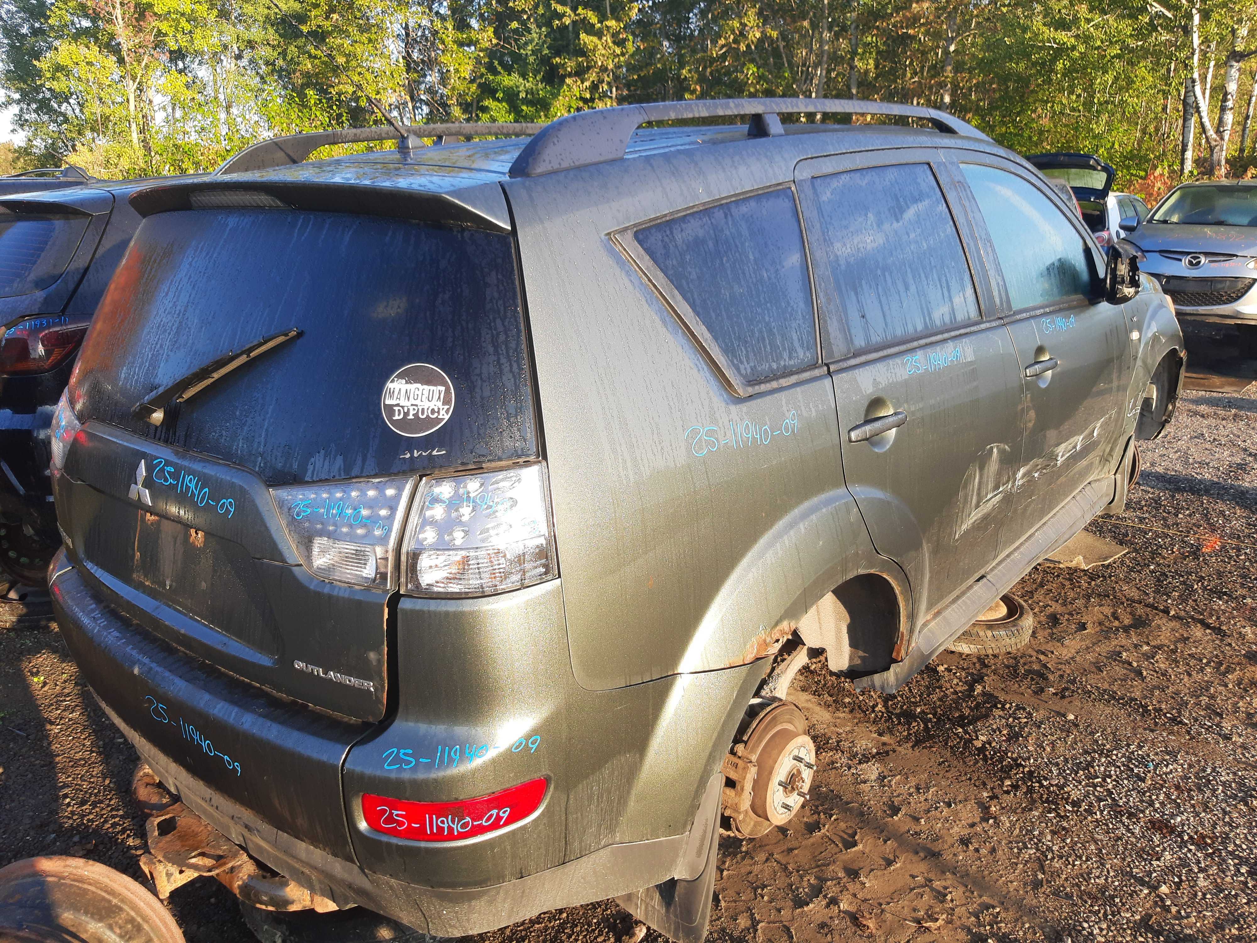 MITSUBISHI OUTLANDER 2009