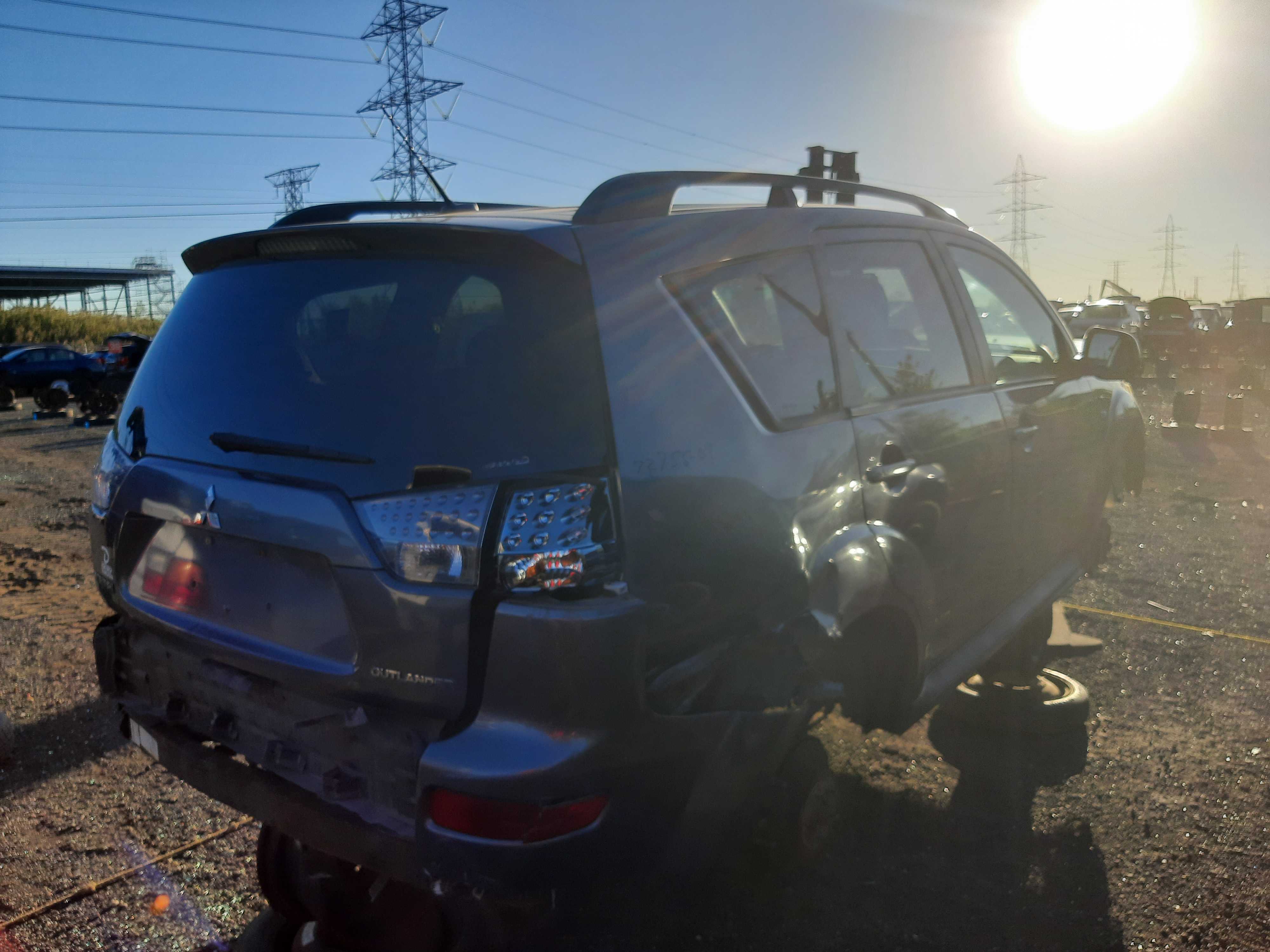 MITSUBISHI OUTLANDER 2009