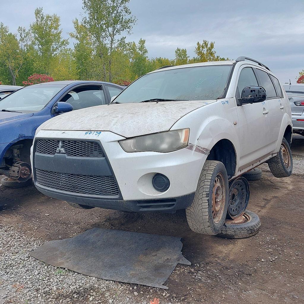 MITSUBISHI OUTLANDER 2011