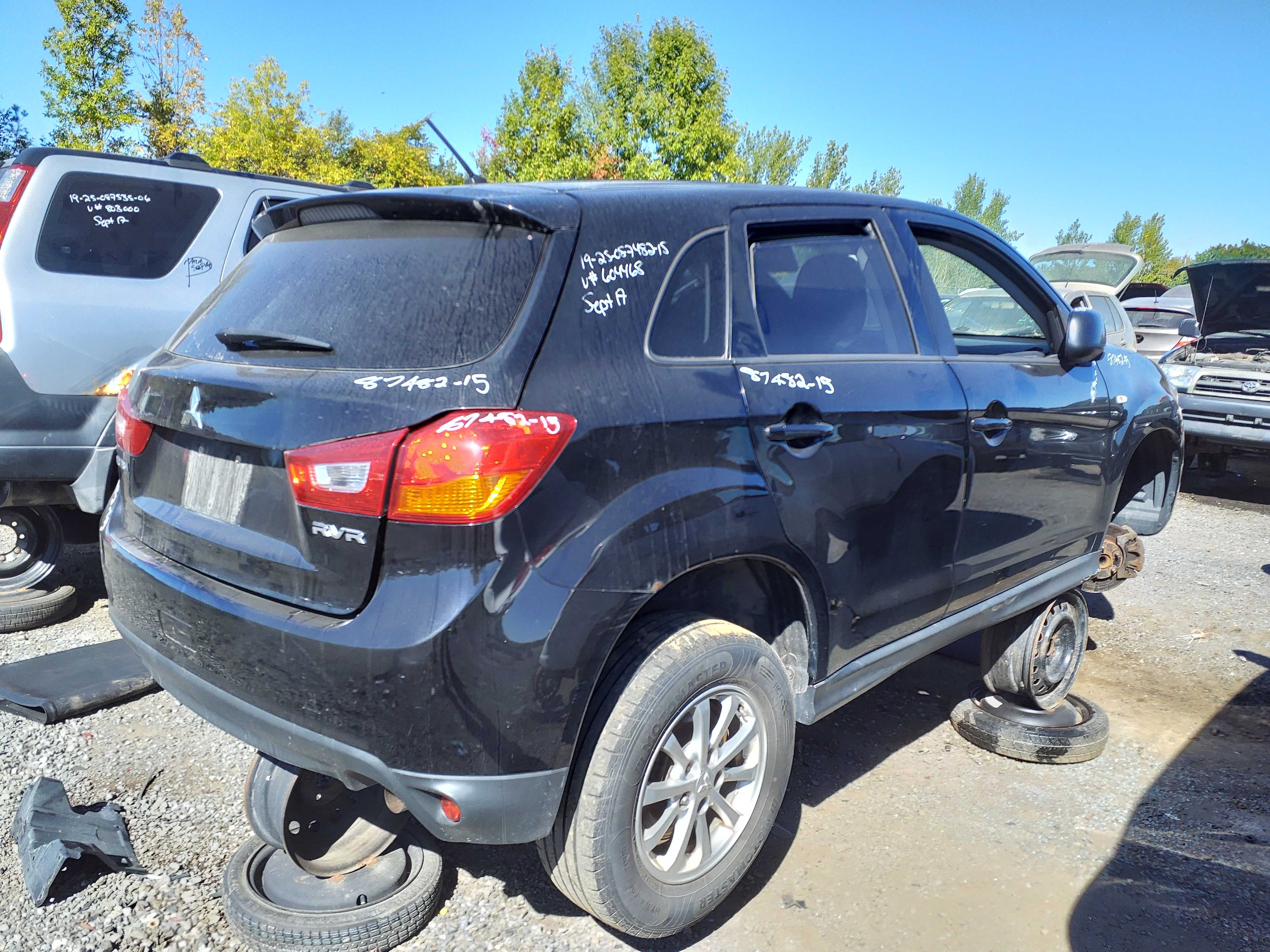 MITSUBISHI RVR 2015