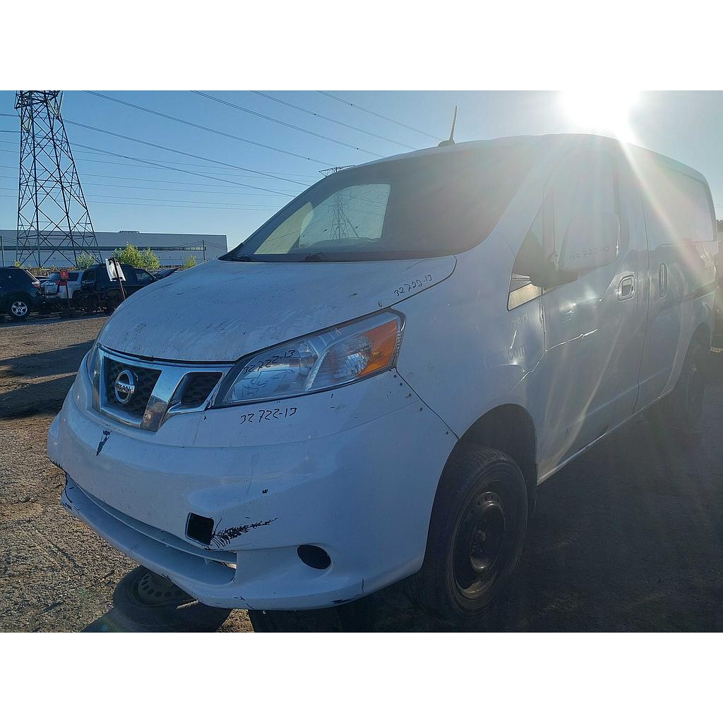 NISSAN NV 2013