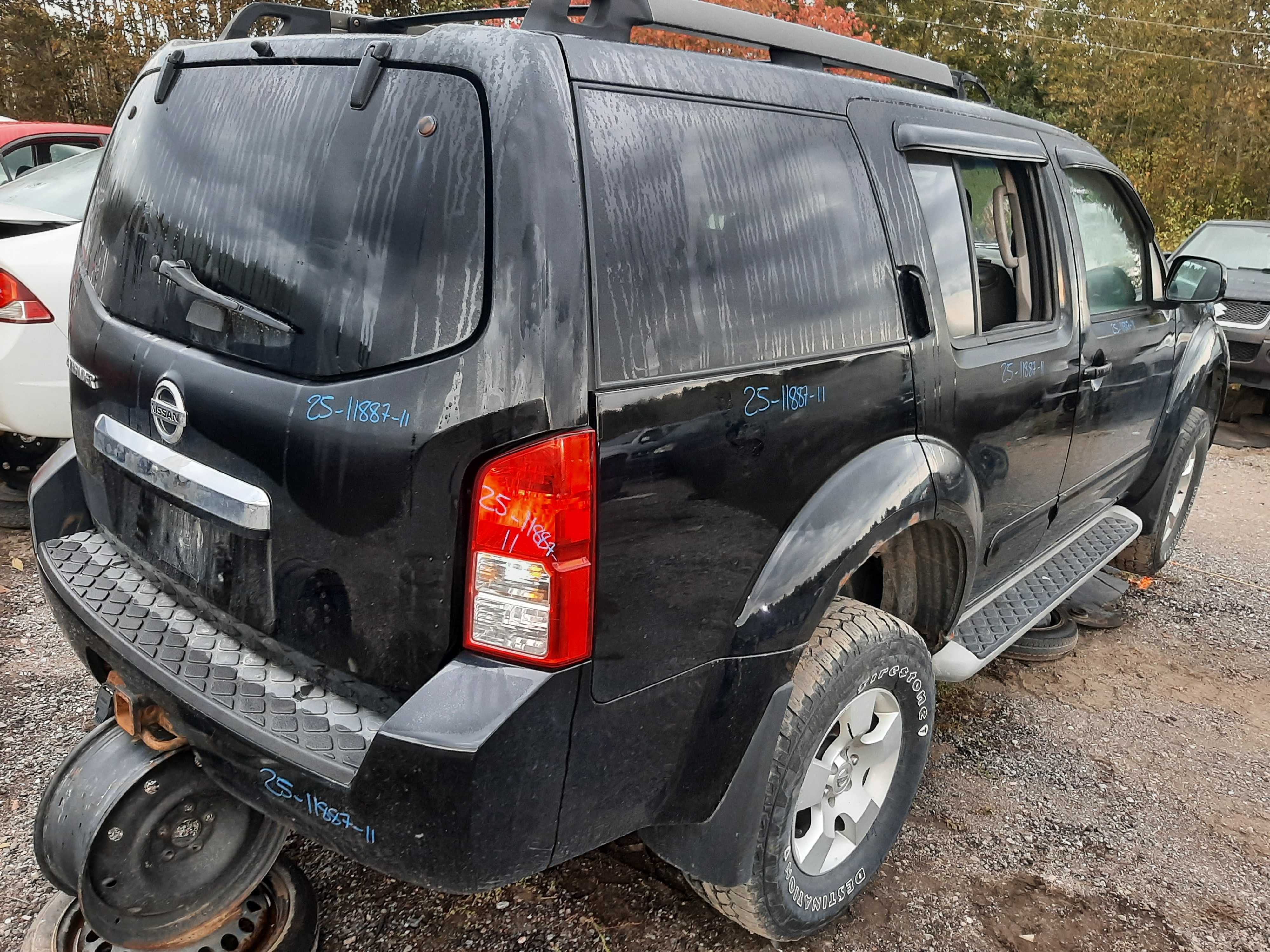 NISSAN PATHFINDER 2011