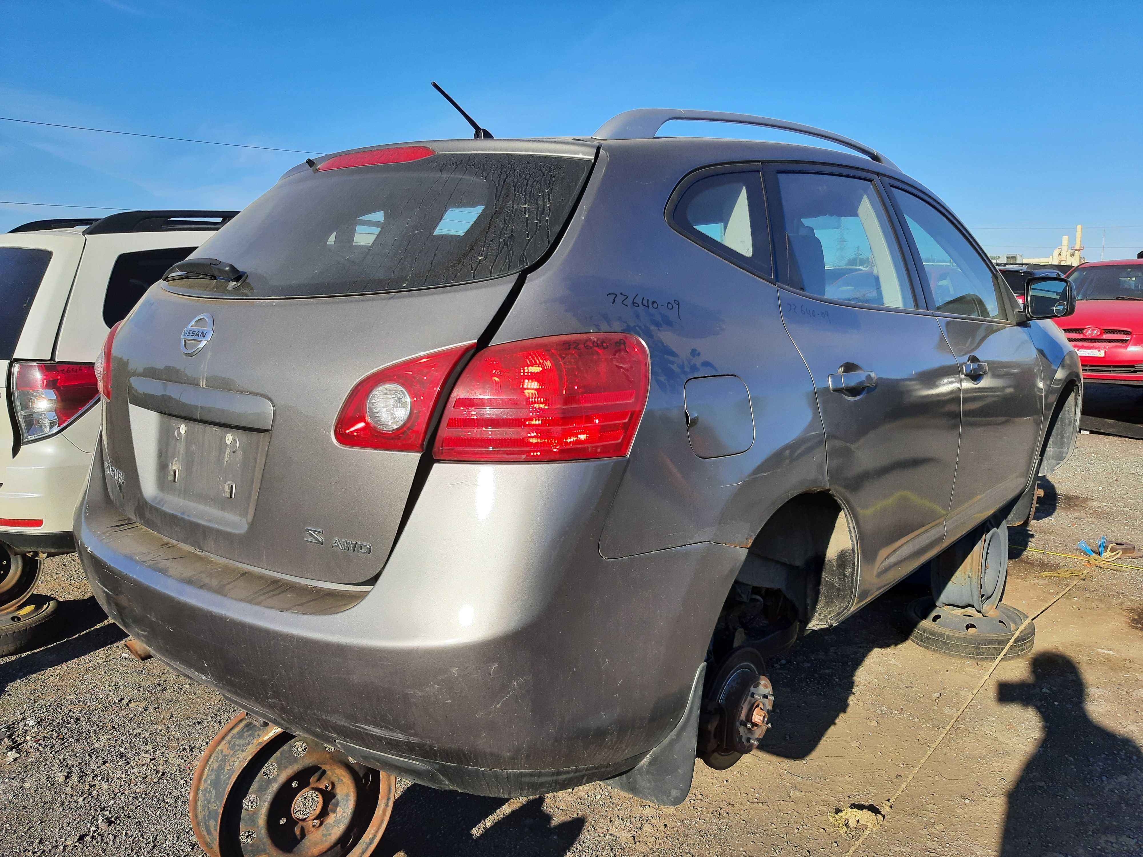 NISSAN ROGUE 2009