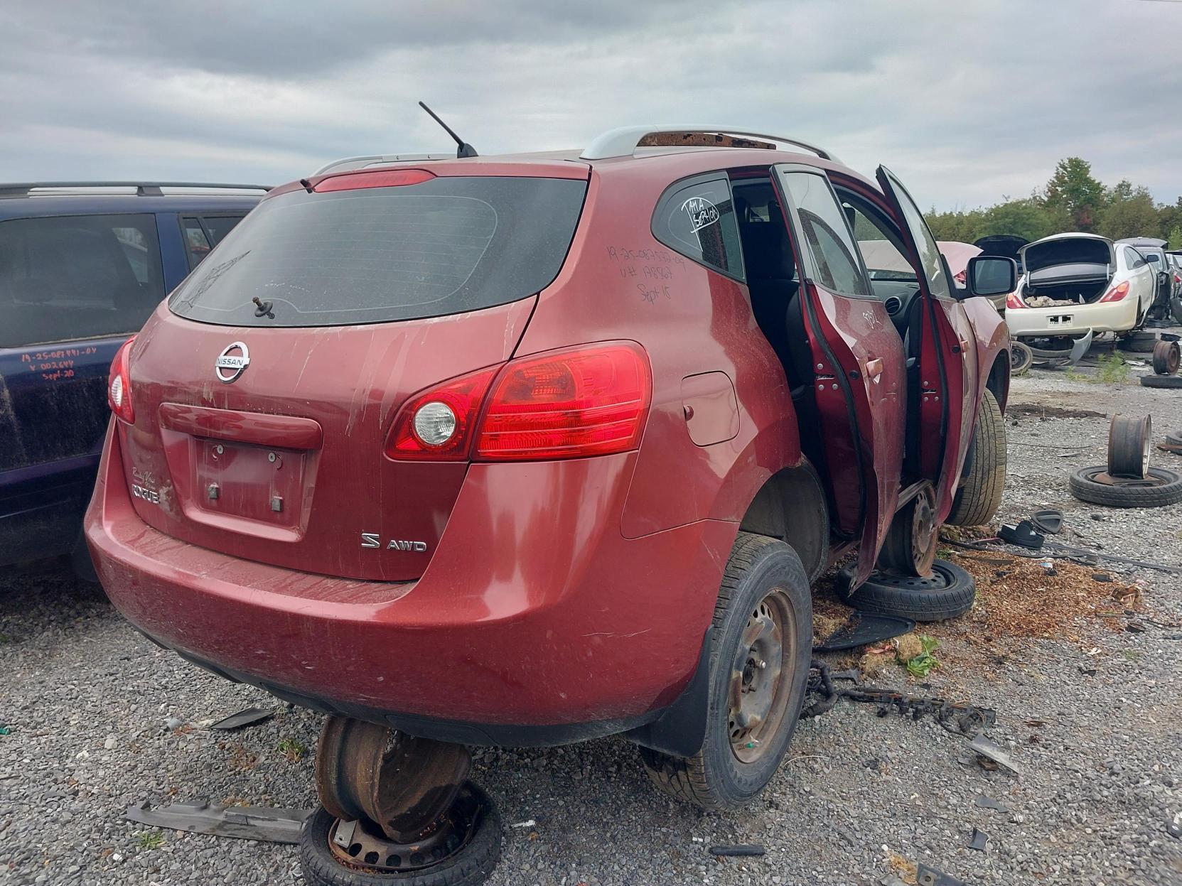 NISSAN ROGUE 2009