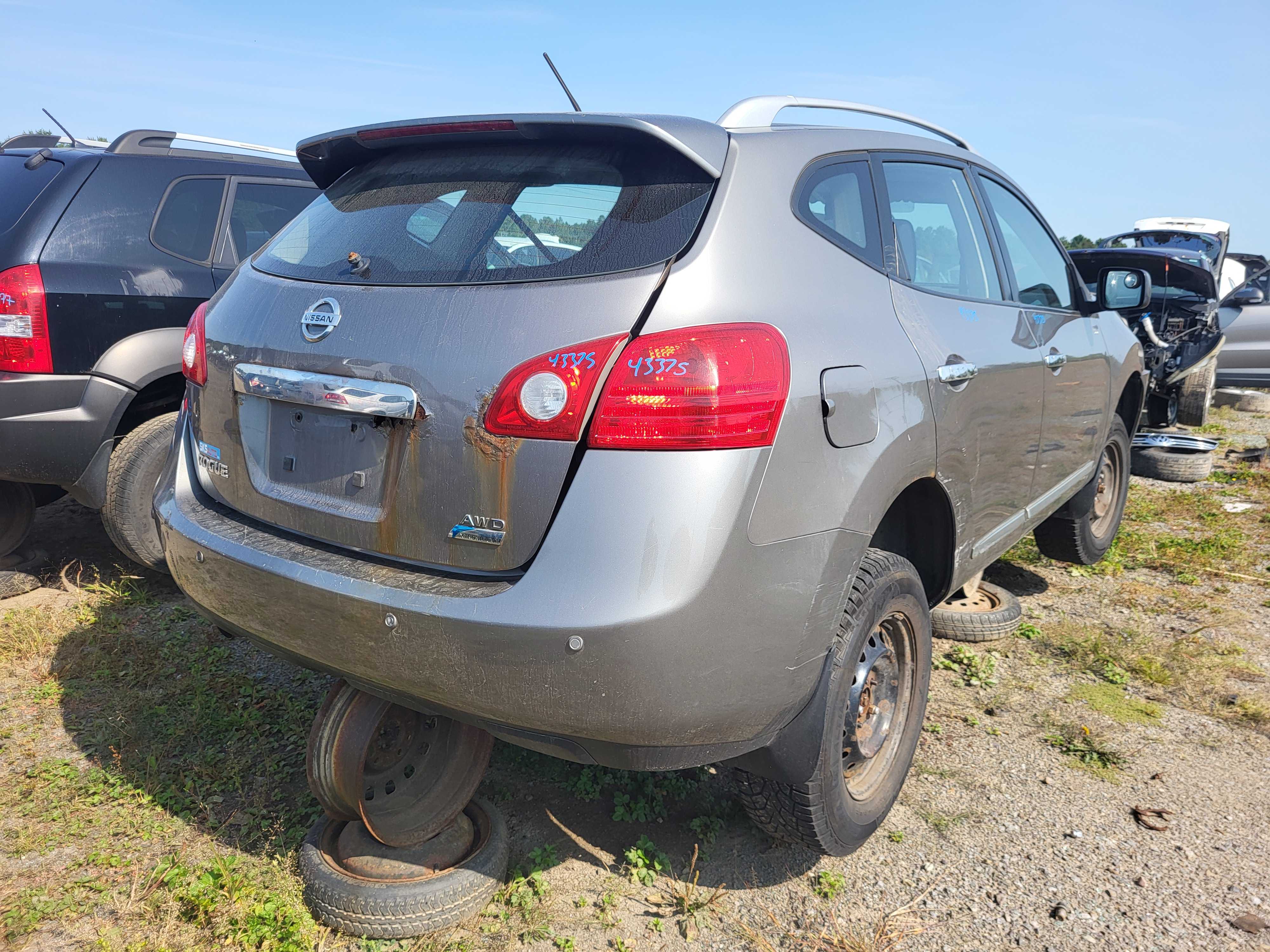 NISSAN ROGUE 2011