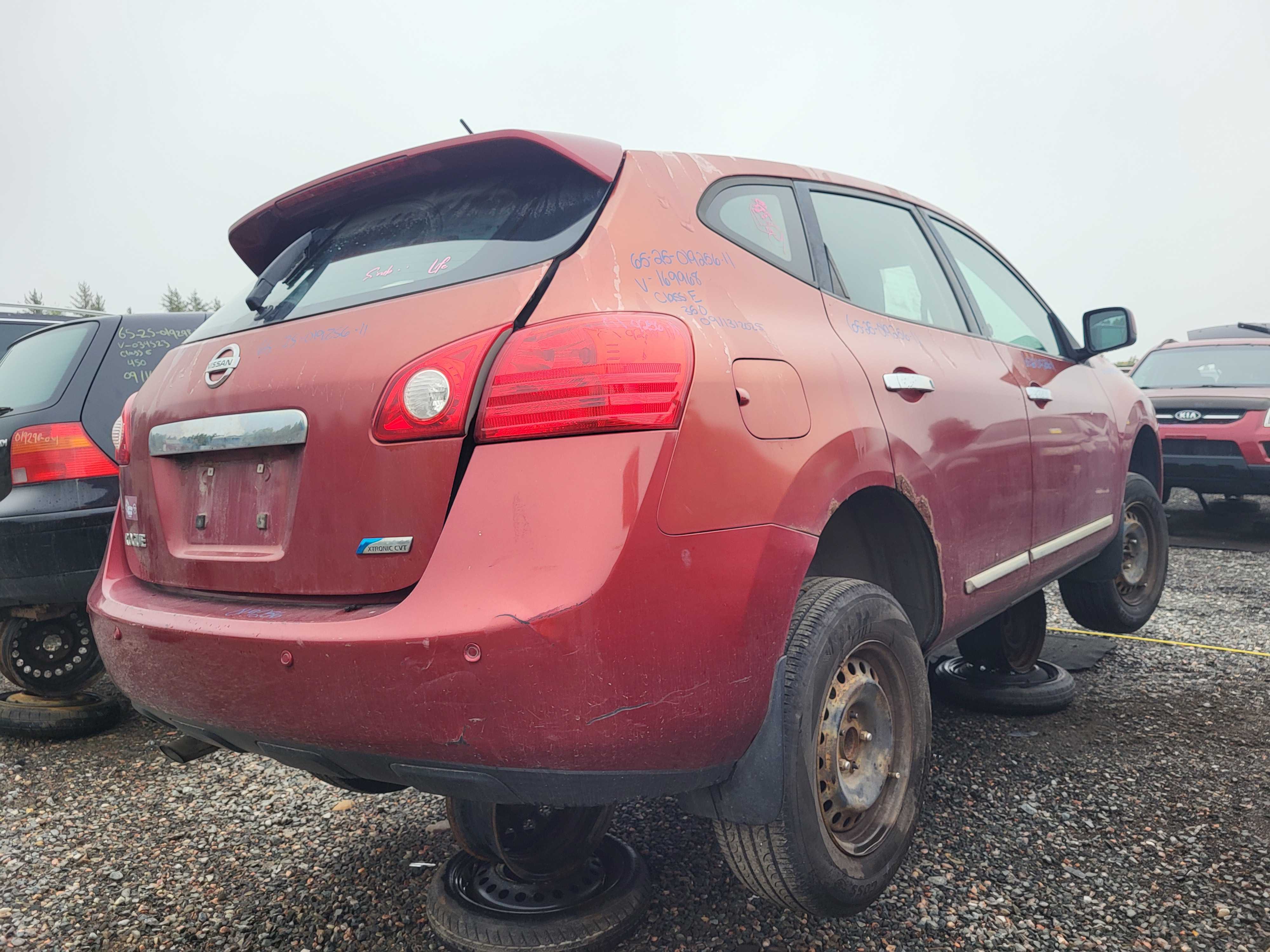 NISSAN ROGUE 2011