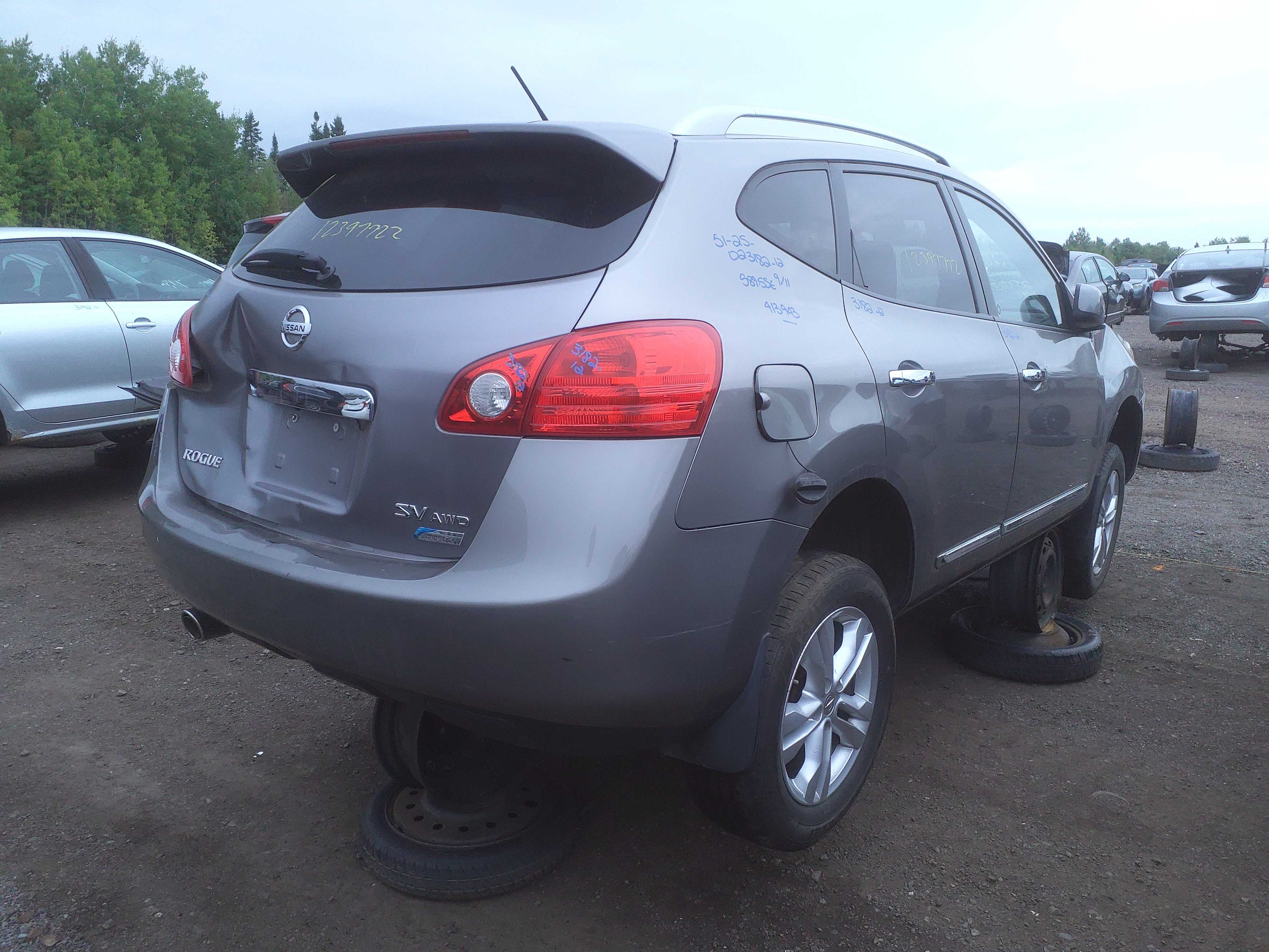 NISSAN ROGUE 2012