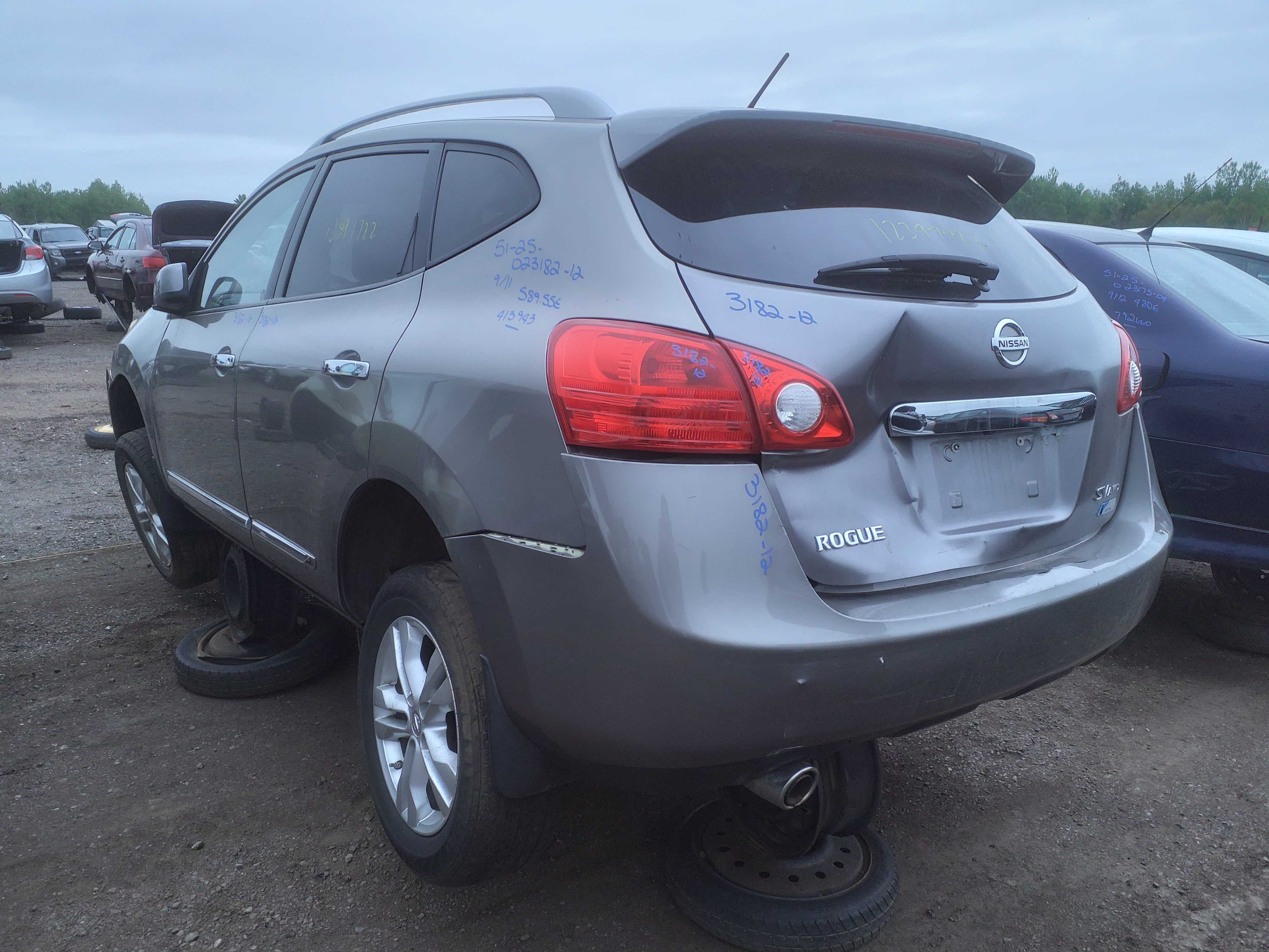 NISSAN ROGUE 2012
