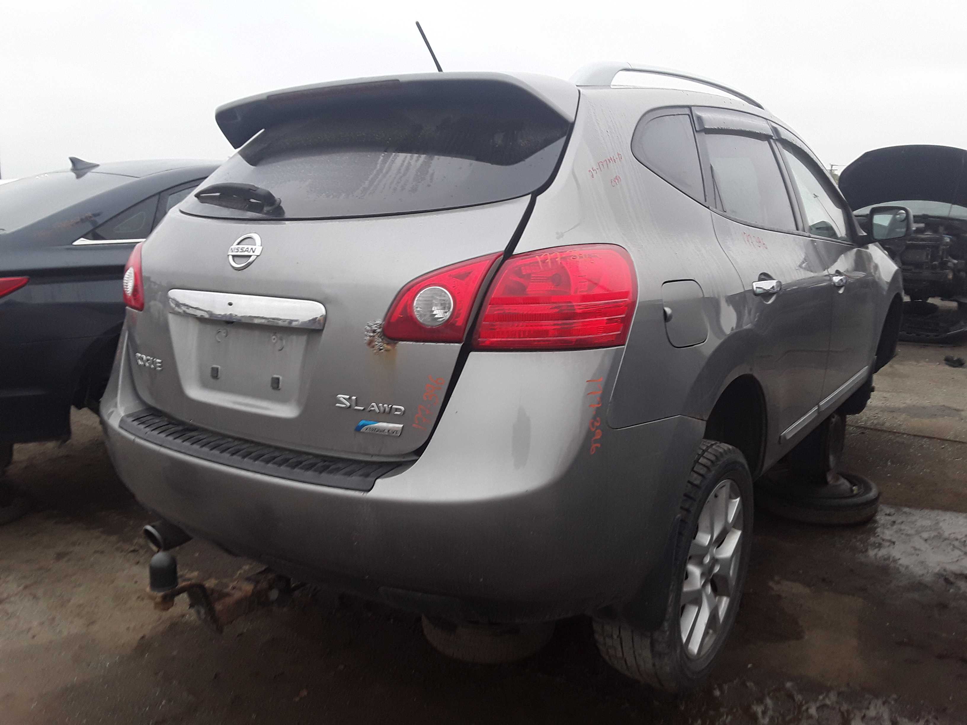 NISSAN ROGUE 2012