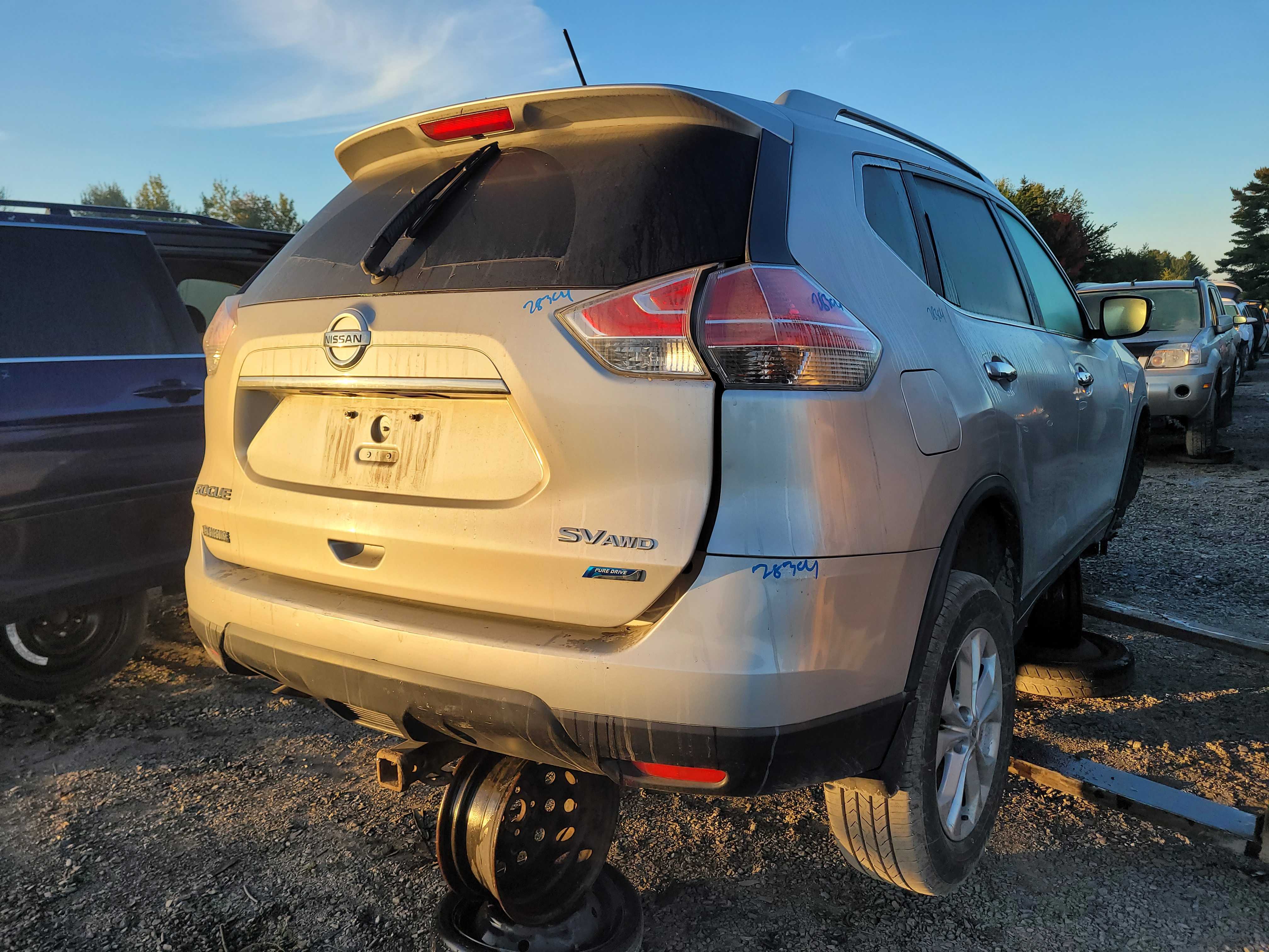 NISSAN ROGUE 2014