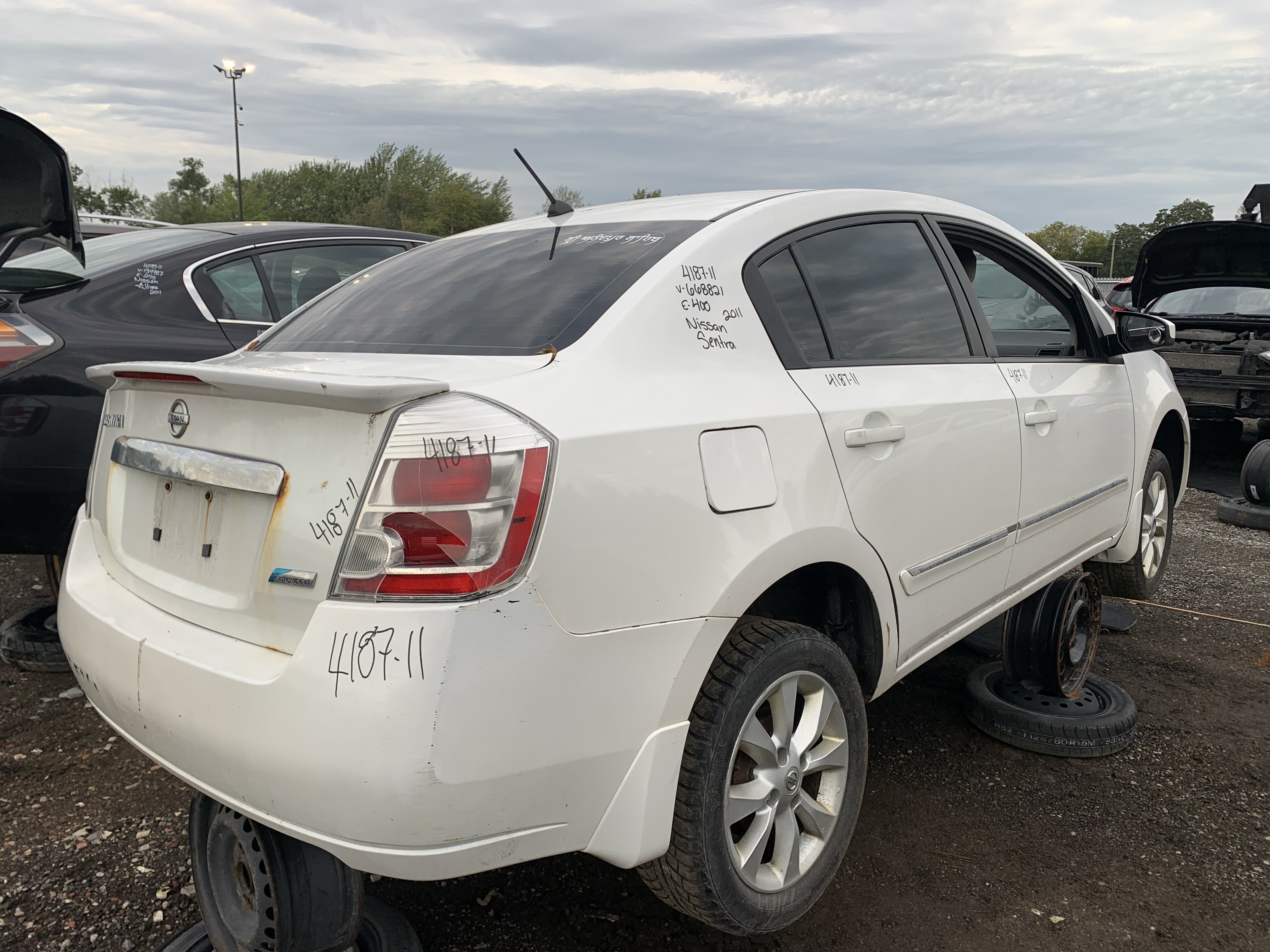 NISSAN SENTRA 2011