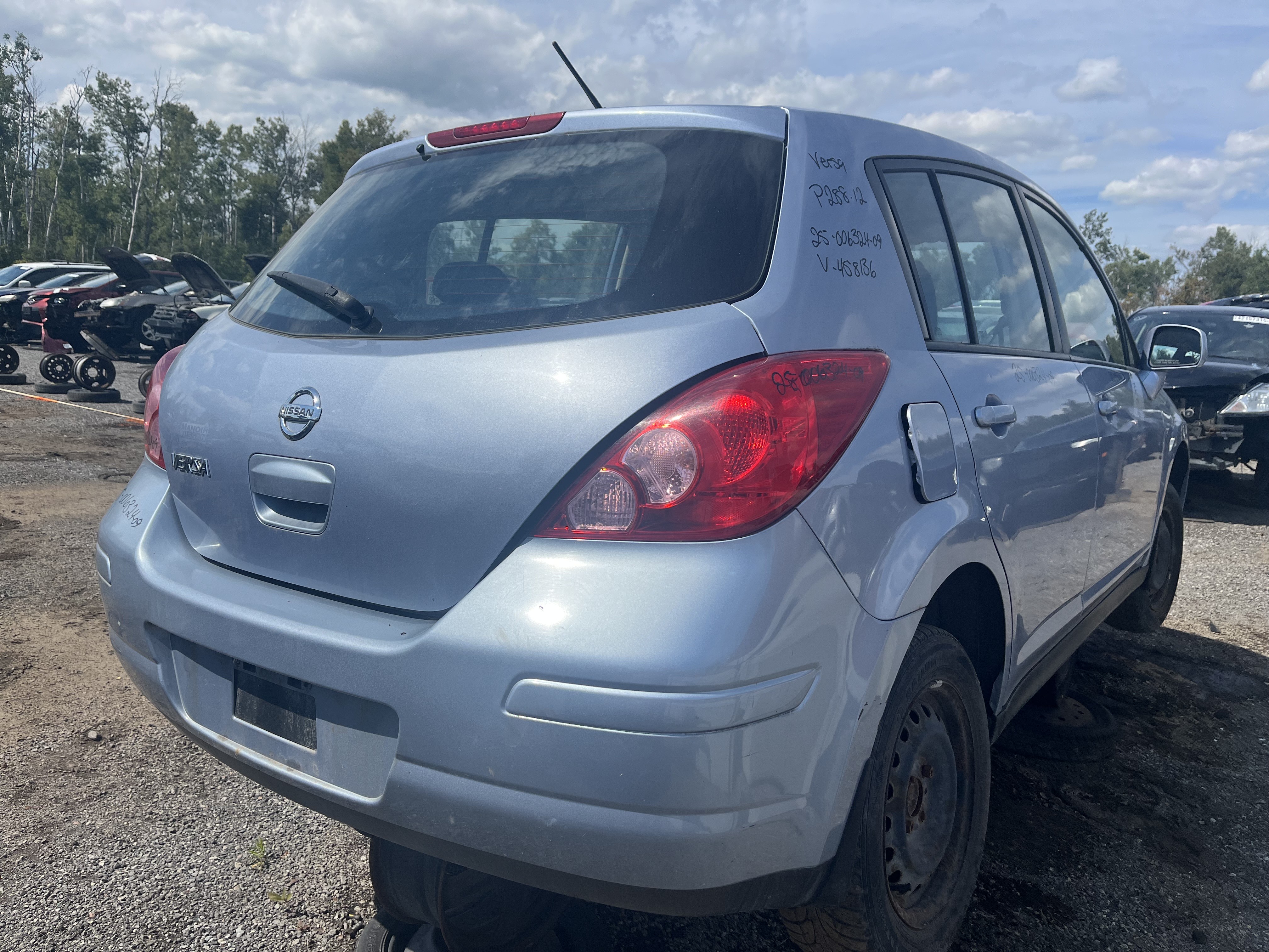 NISSAN VERSA 2009