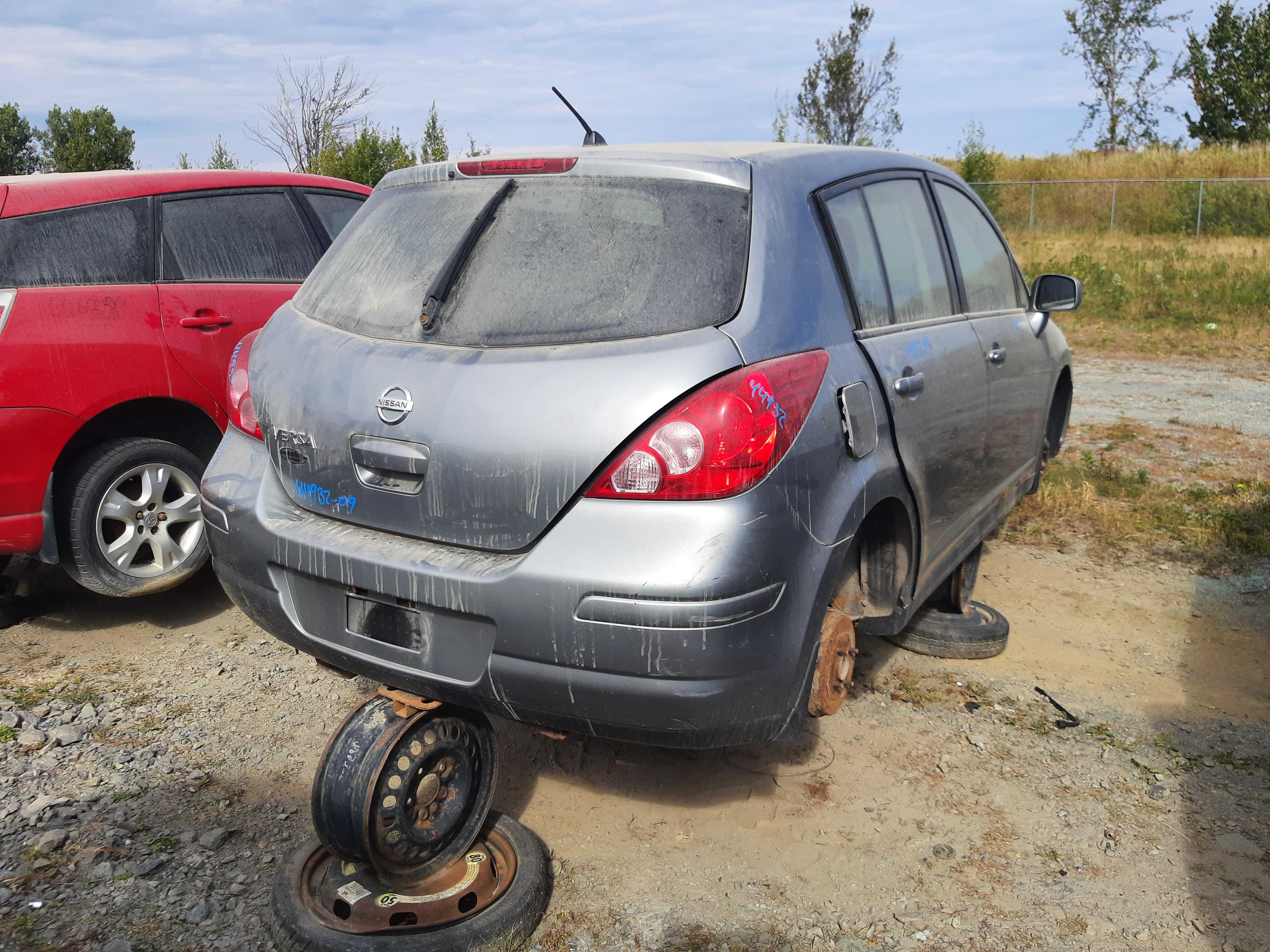 NISSAN VERSA 2009